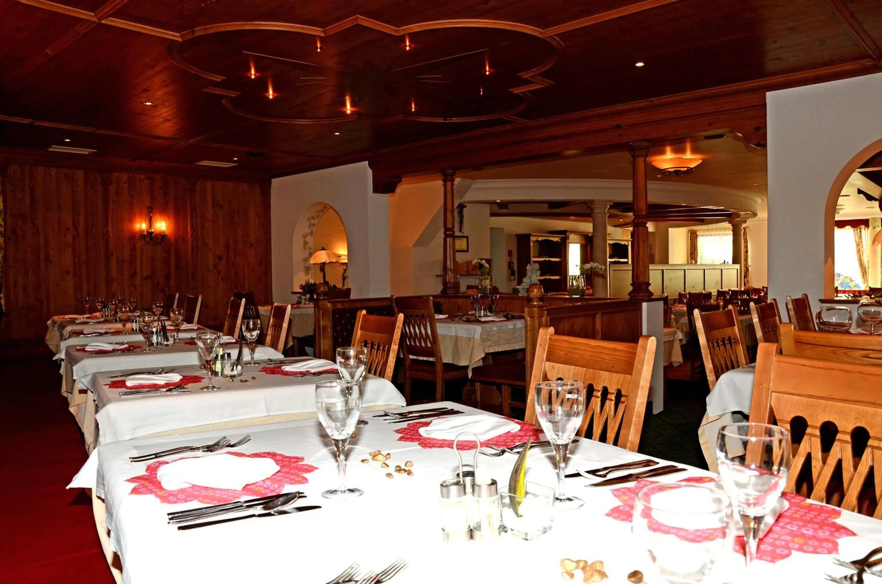 Restaurant/places to eat in Hotel Engel