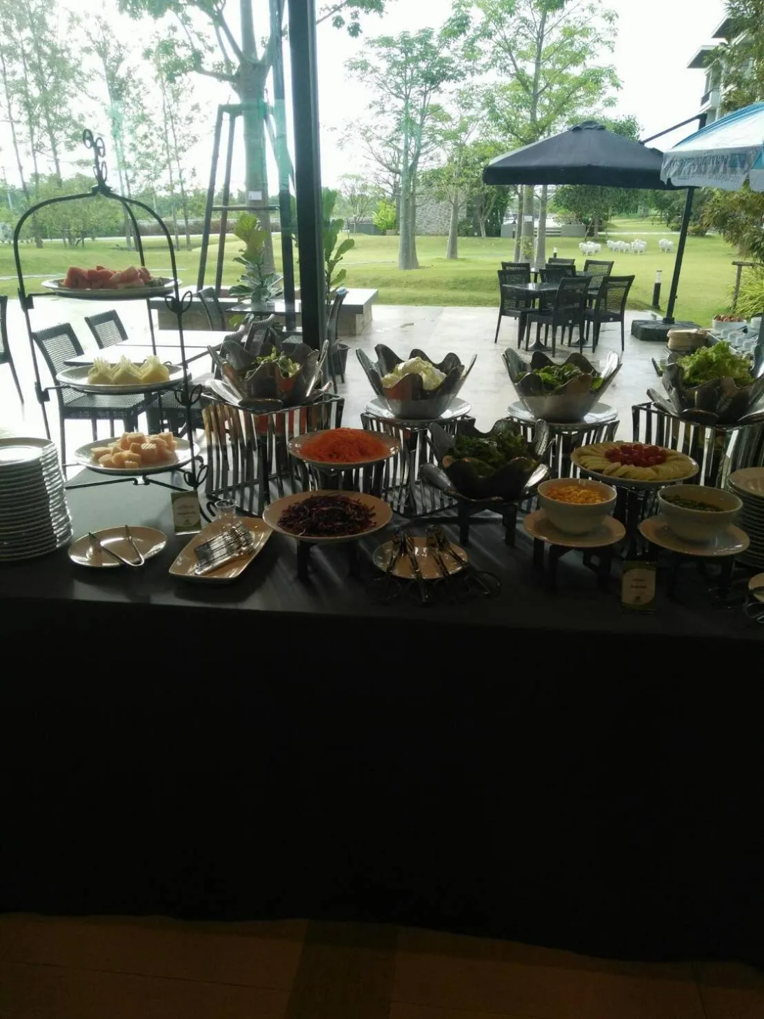 Restaurant/places to eat in Green Ville Laguna Hotel