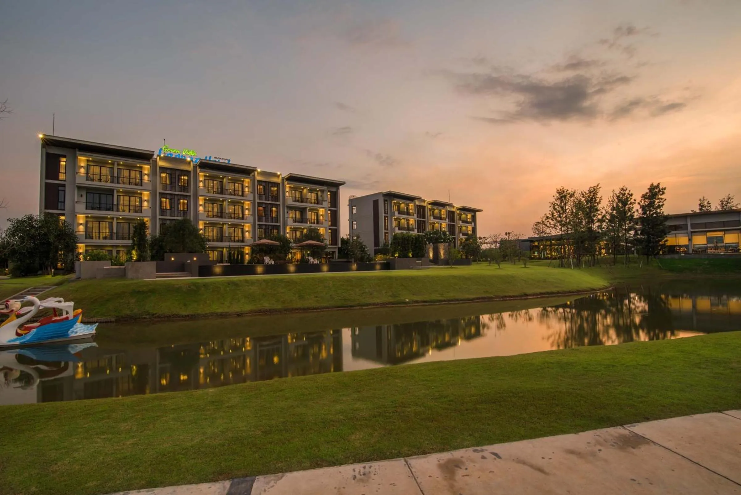 Property building in Green Ville Laguna Hotel