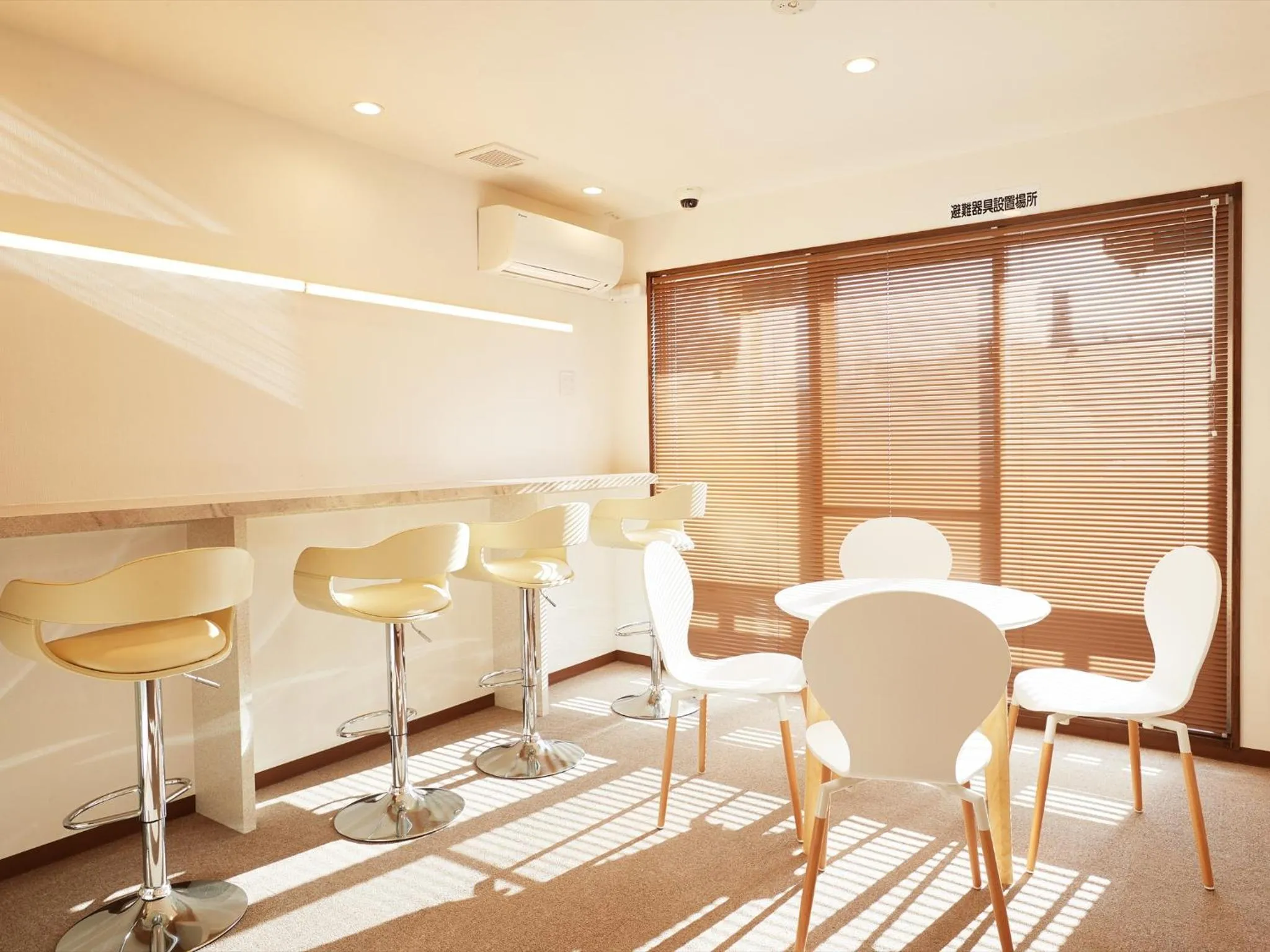 Communal lounge/ TV room in Creass Hotel Tsubogawa Marche