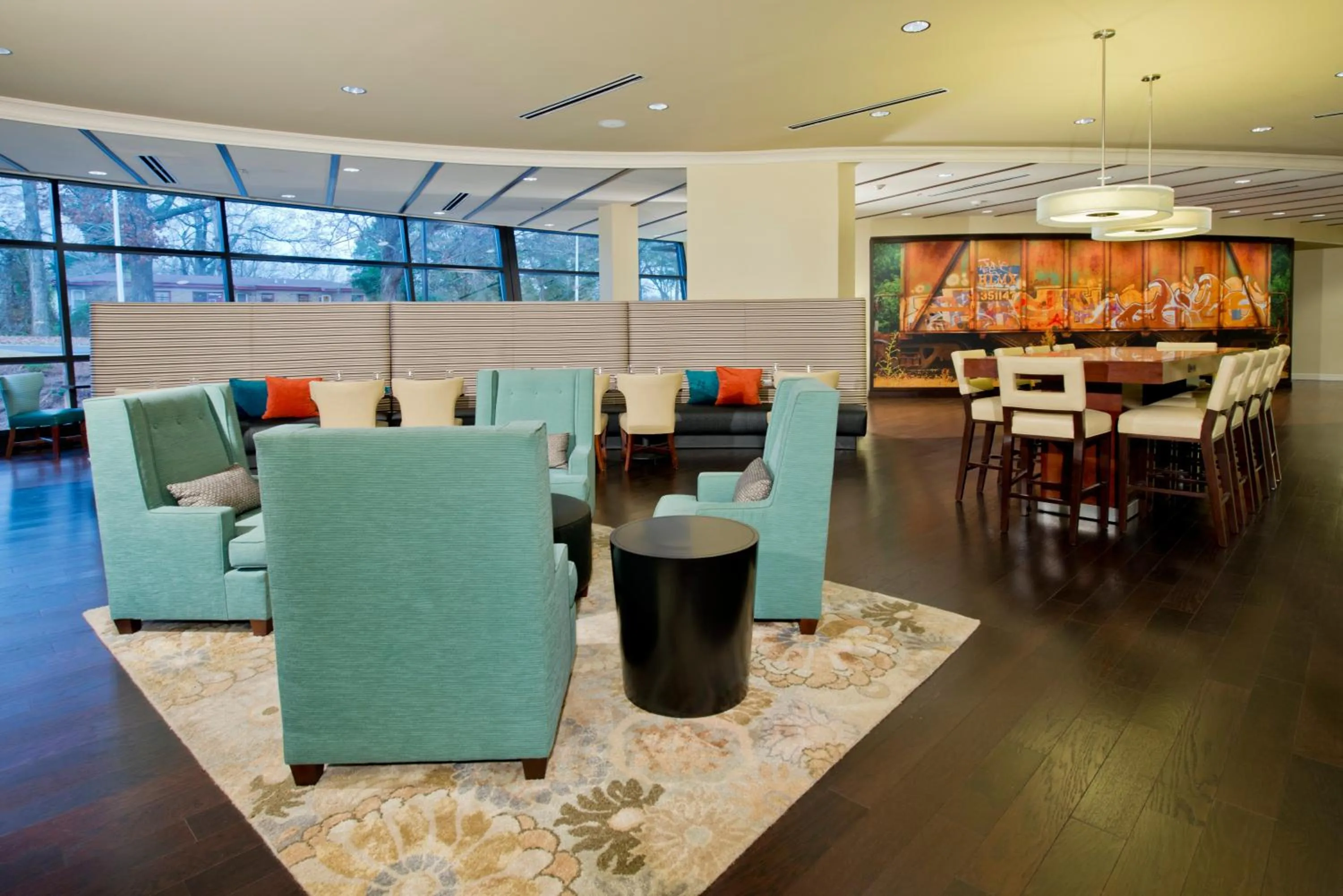 Lounge or bar in Hotel Indigo Atlanta Airport College Park by IHG