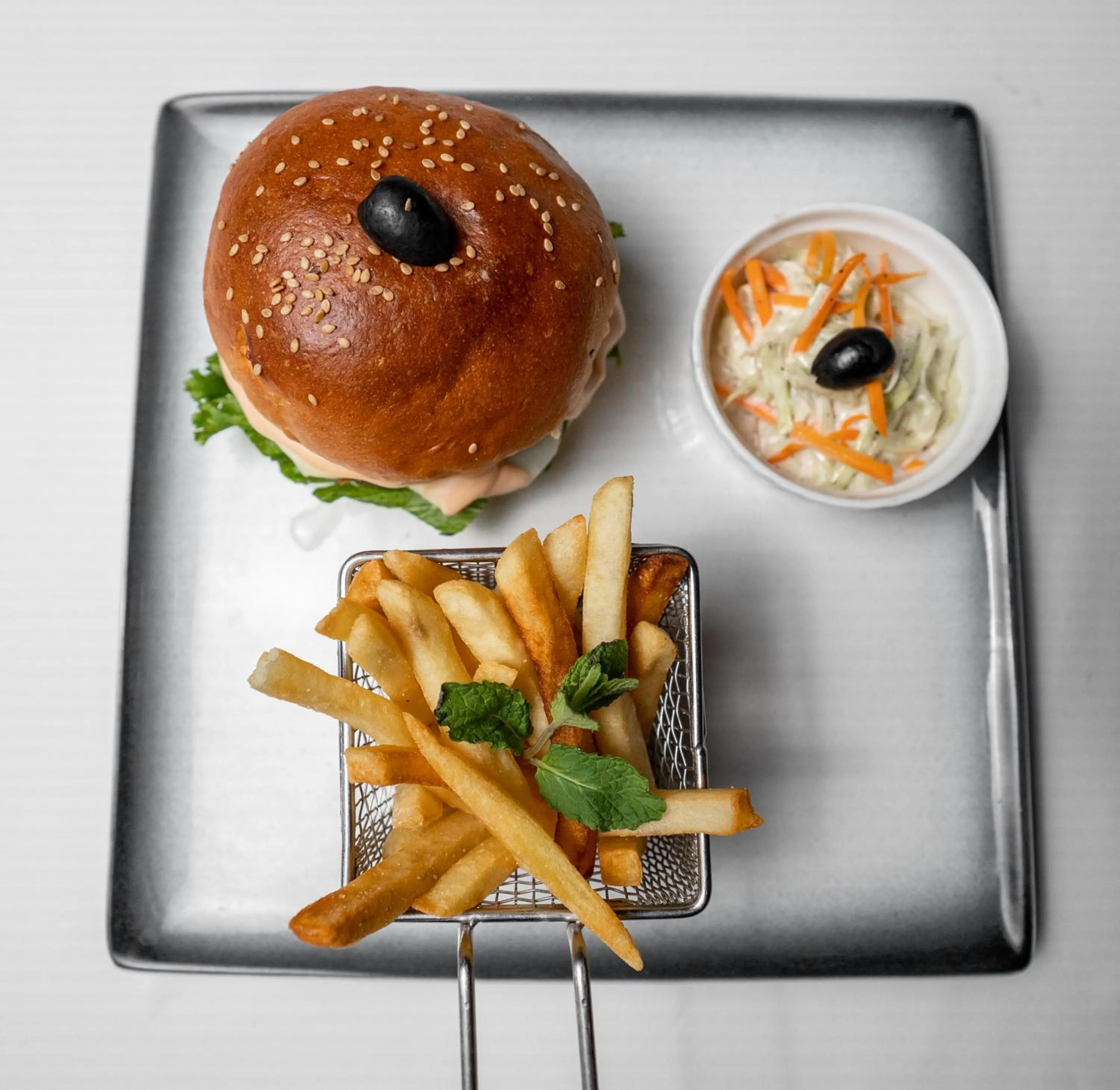 Food and drinks in Soaltee Westend Premier