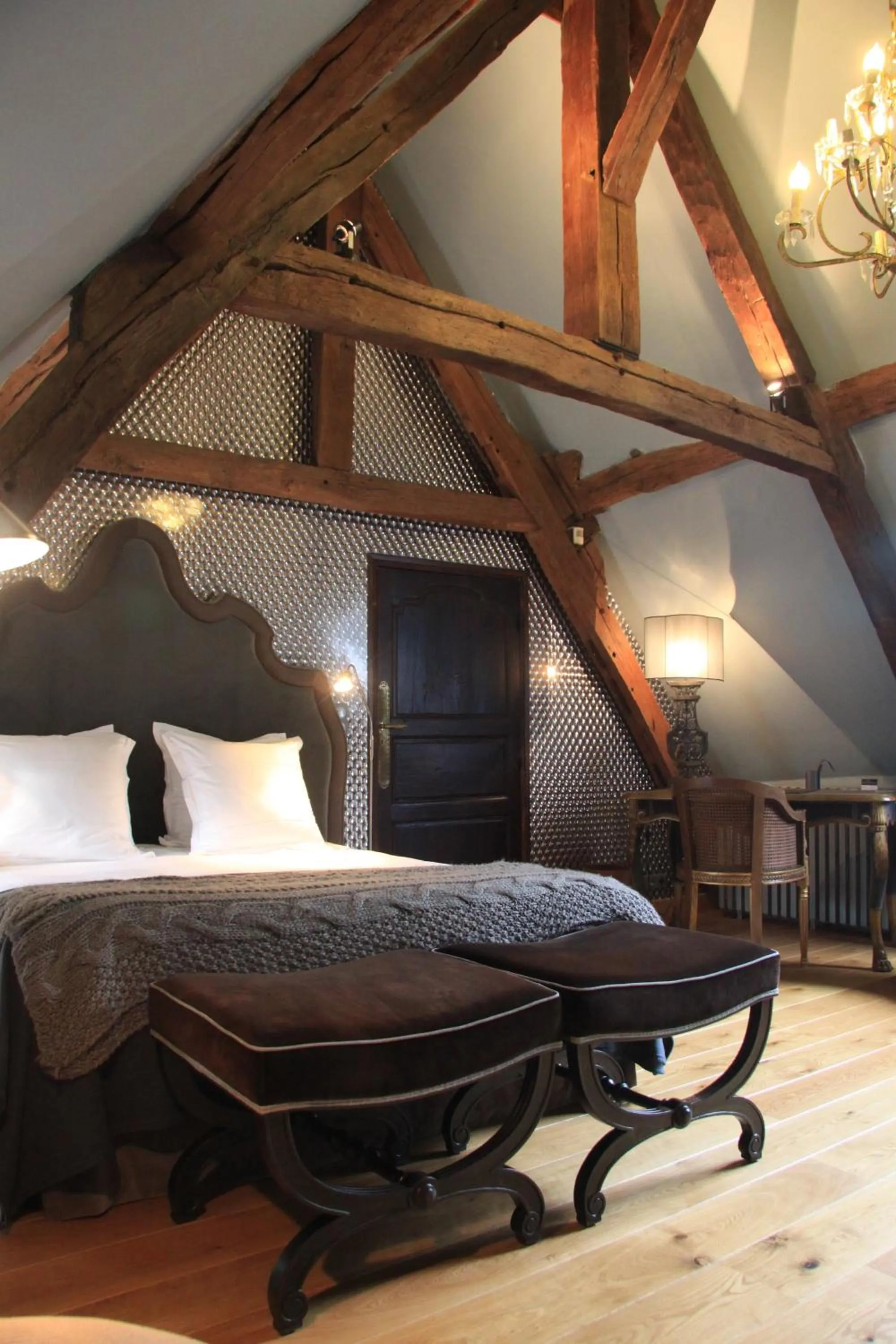 Decorative detail, Bed in L'Hibernie