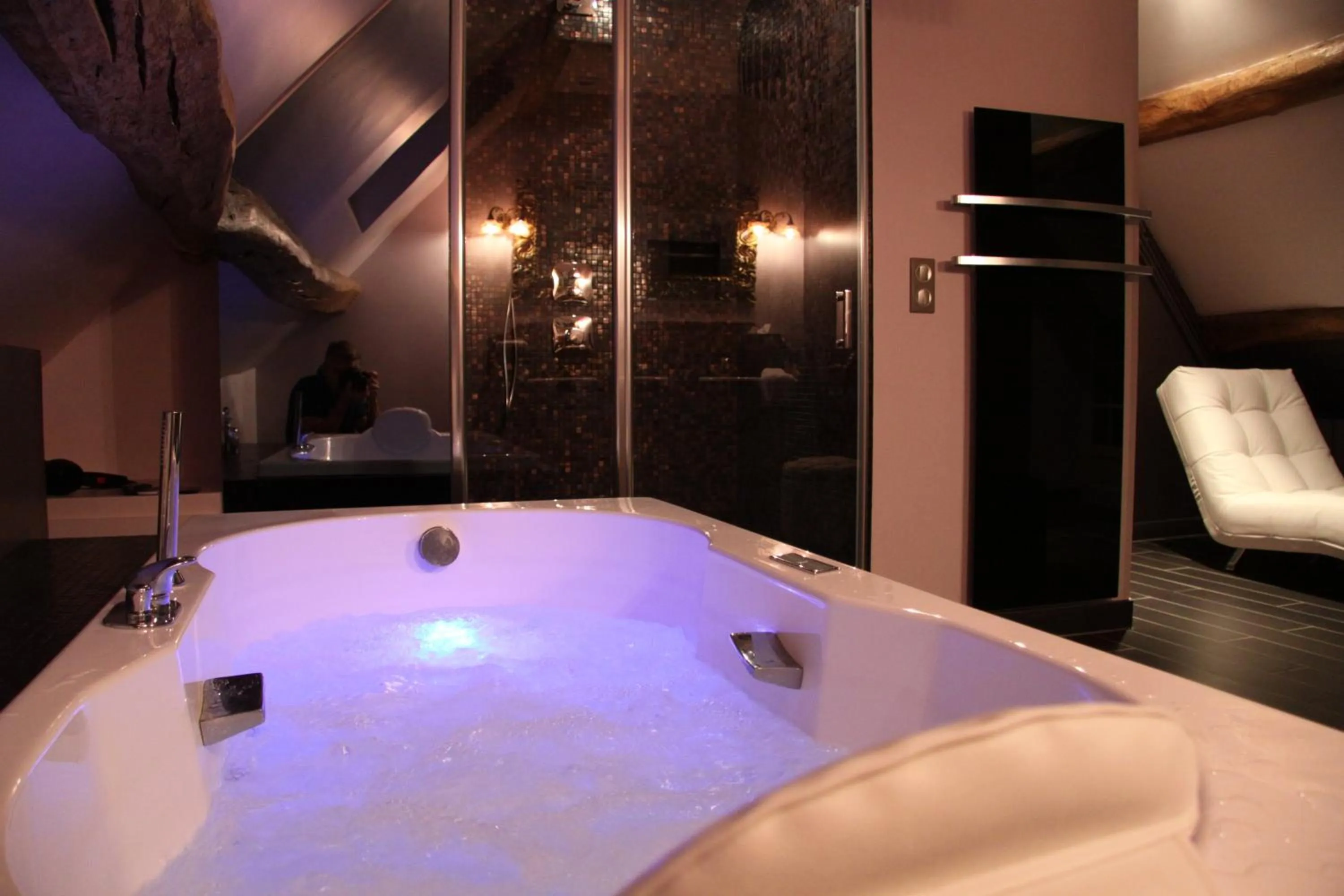 Hot Tub in L'Hibernie