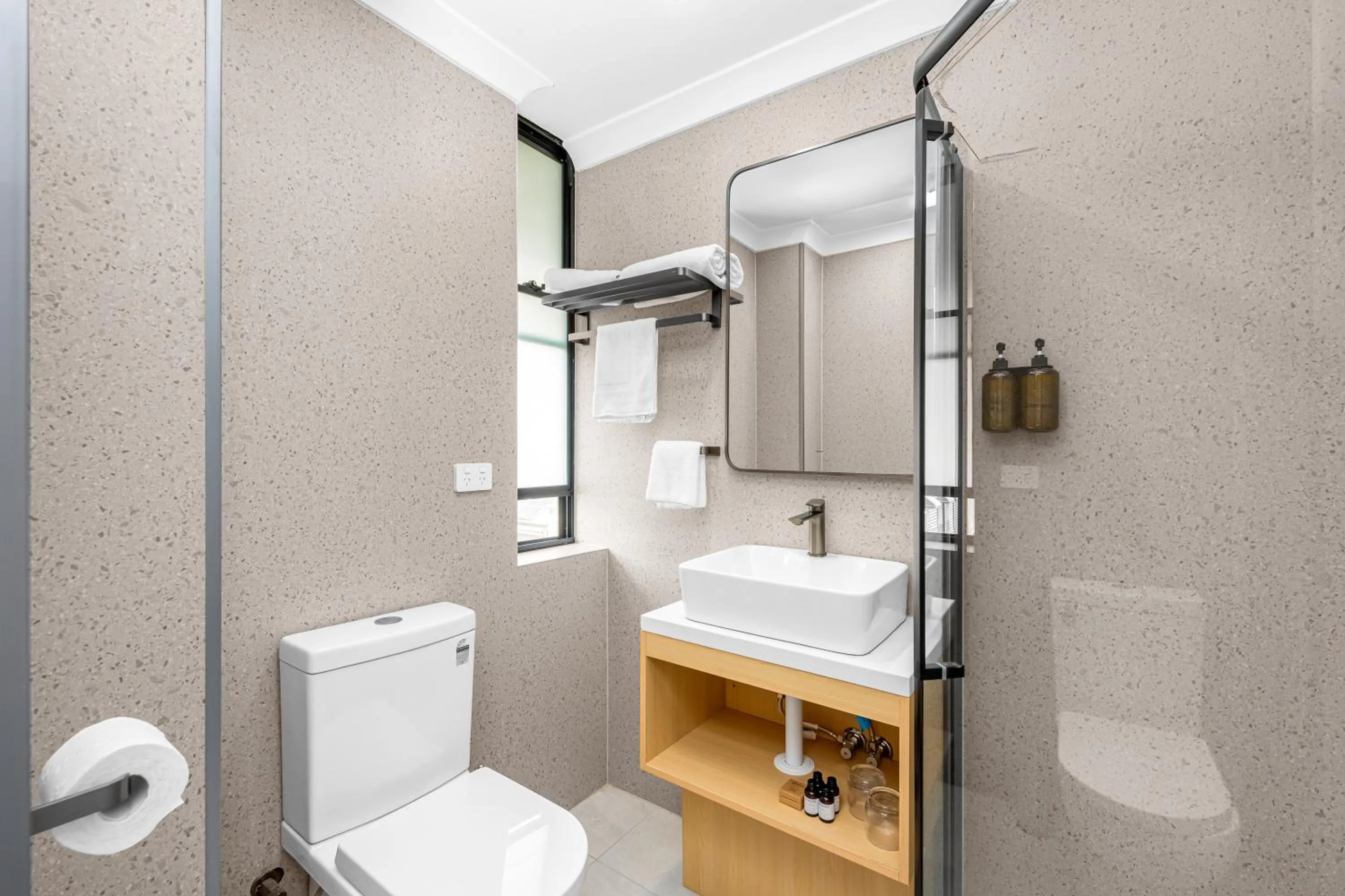 Bathroom in Spring Hill Inn