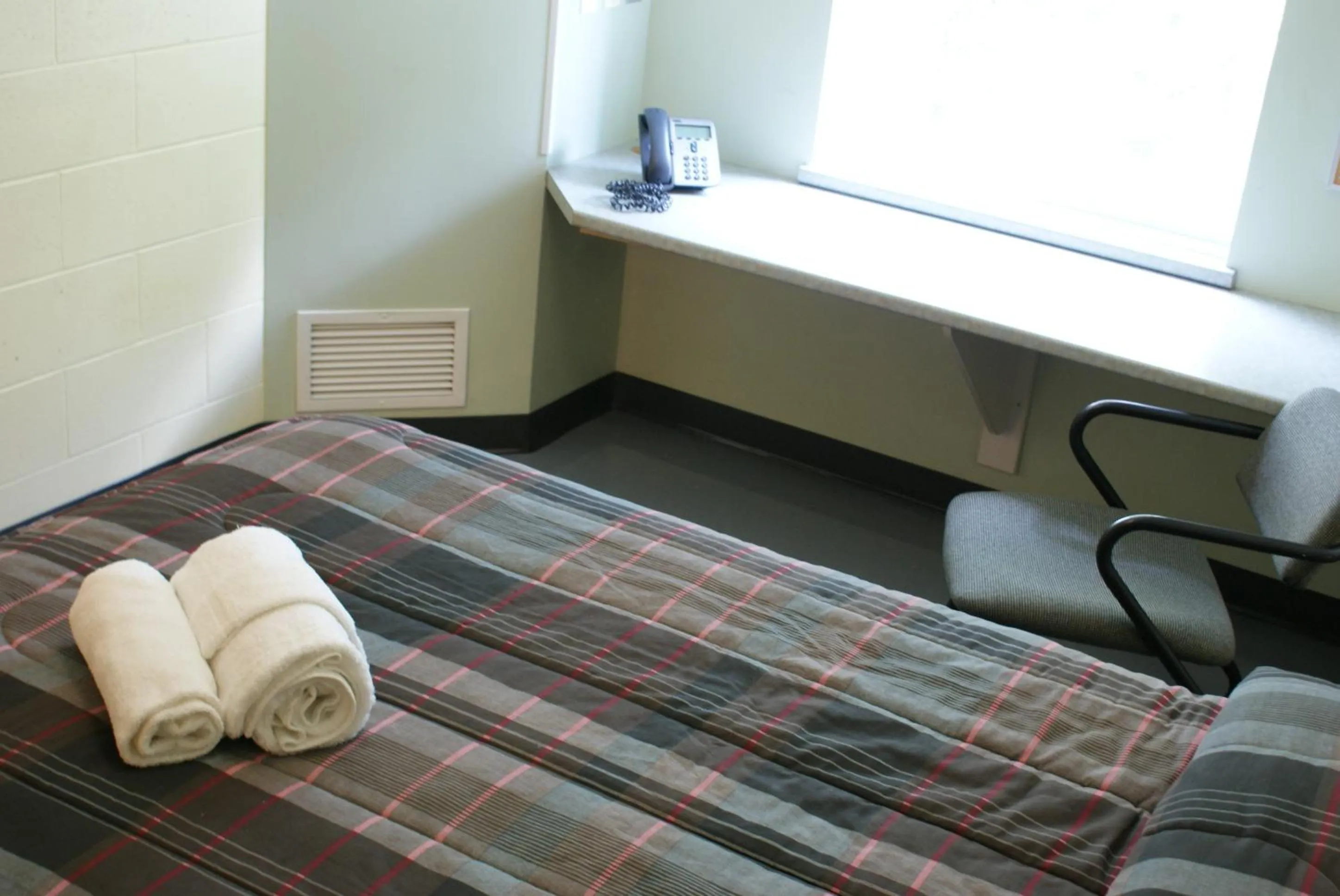 Bed in Residence & Conference Centre - Sudbury West