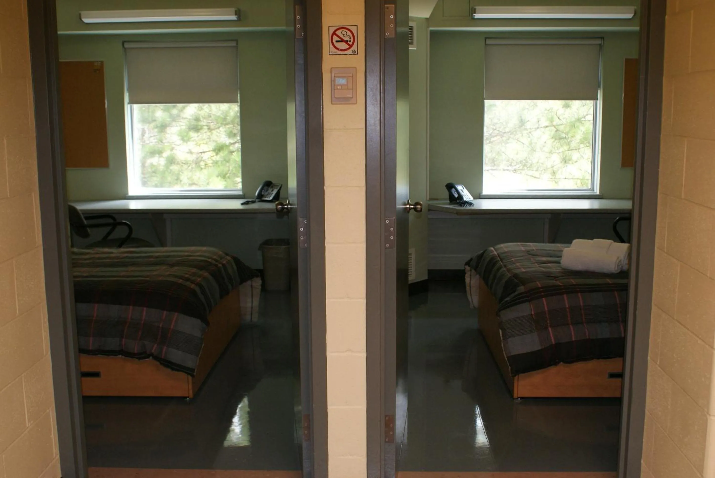 Bedroom in Residence & Conference Centre - Sudbury West