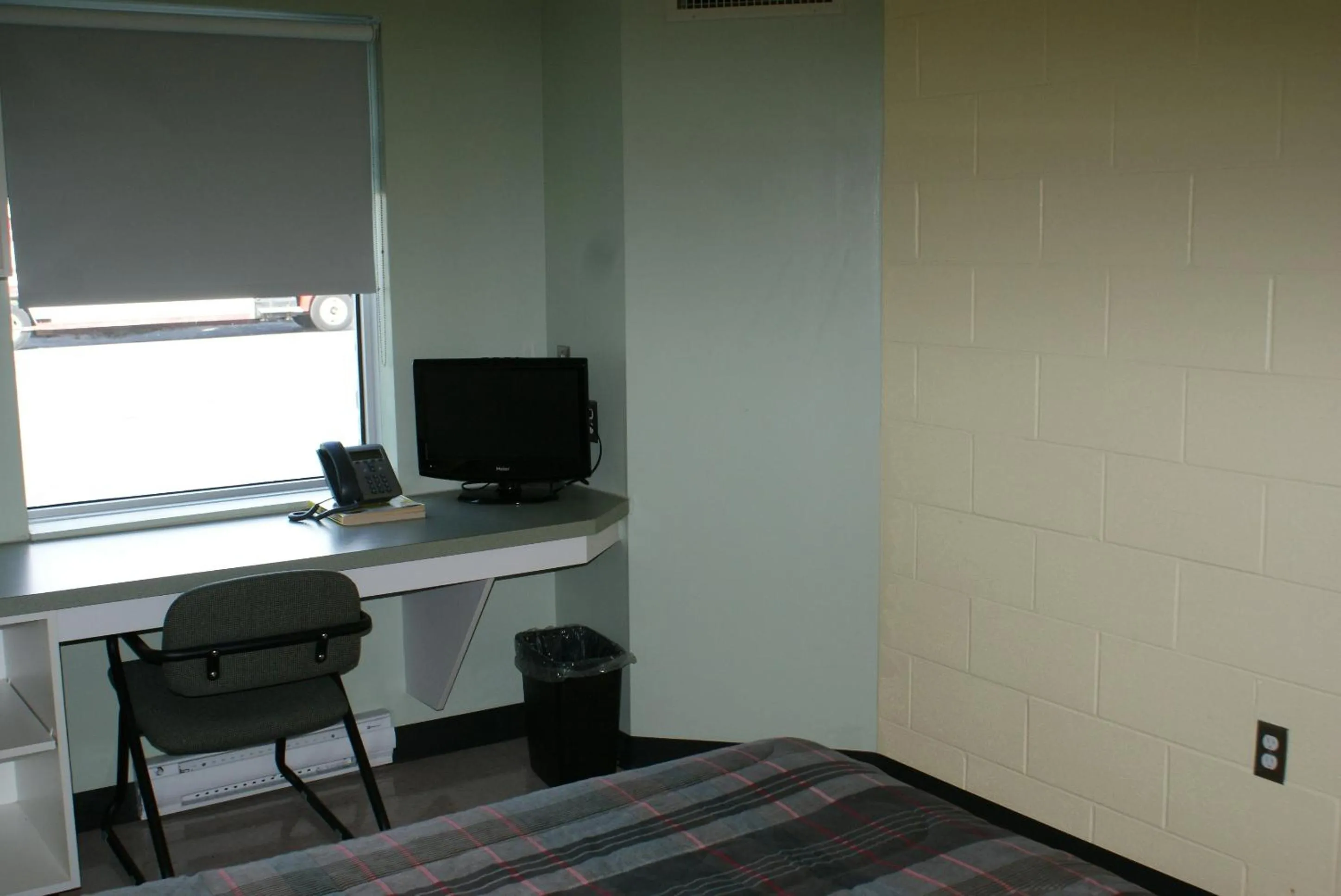 Residence & Conference Centre - Sudbury West