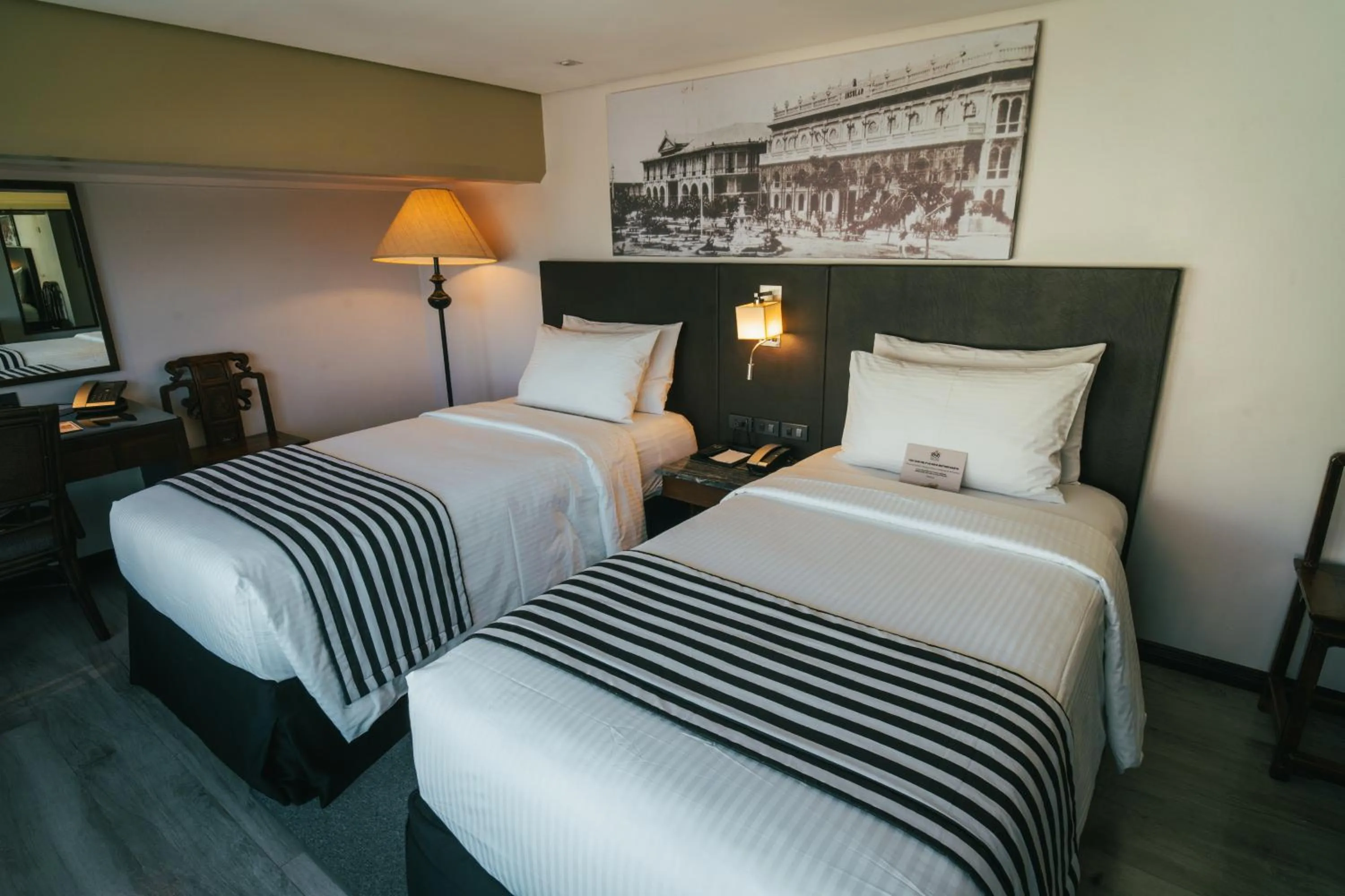 Bedroom, Bed in 1898 Hotel Colonia En Las Filipinas