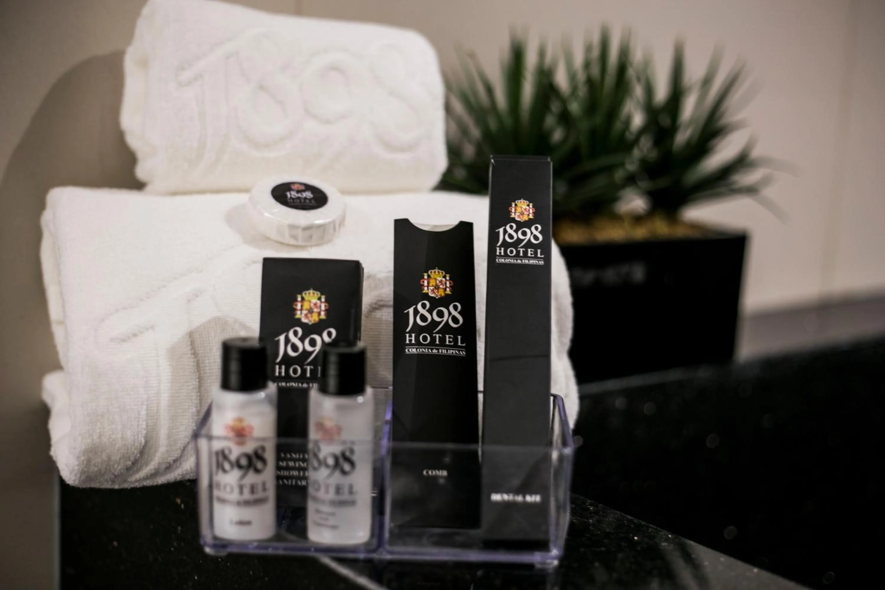 Bathroom in 1898 Hotel Colonia En Las Filipinas