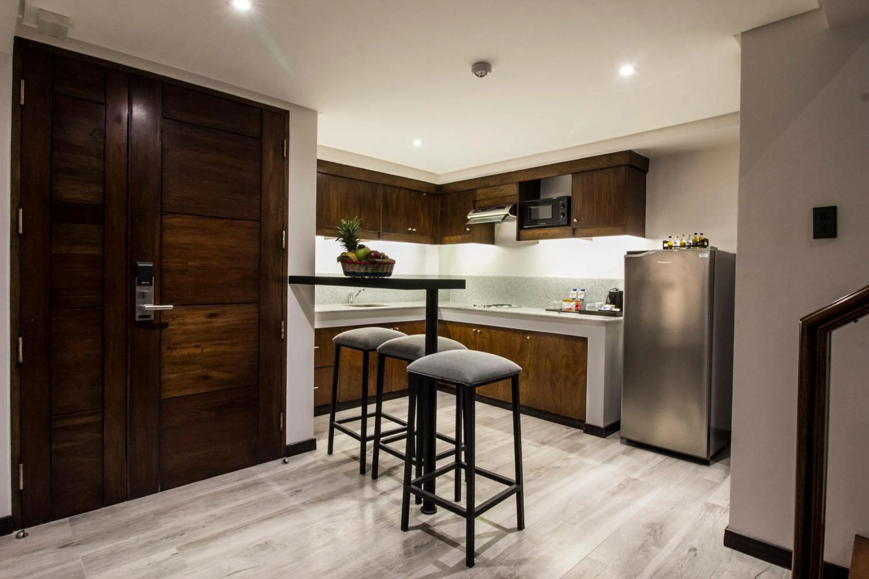 Kitchen or kitchenette in 1898 Hotel Colonia En Las Filipinas