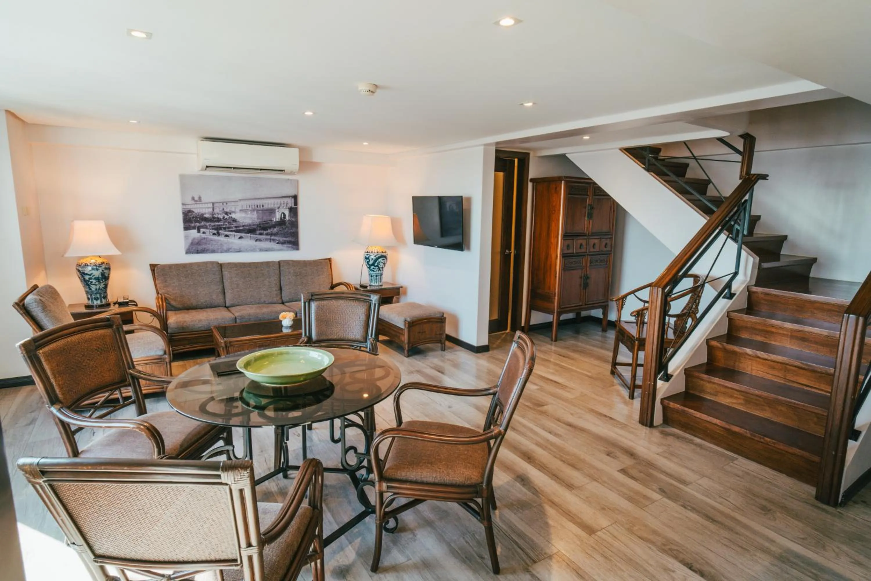 Living room in 1898 Hotel Colonia En Las Filipinas