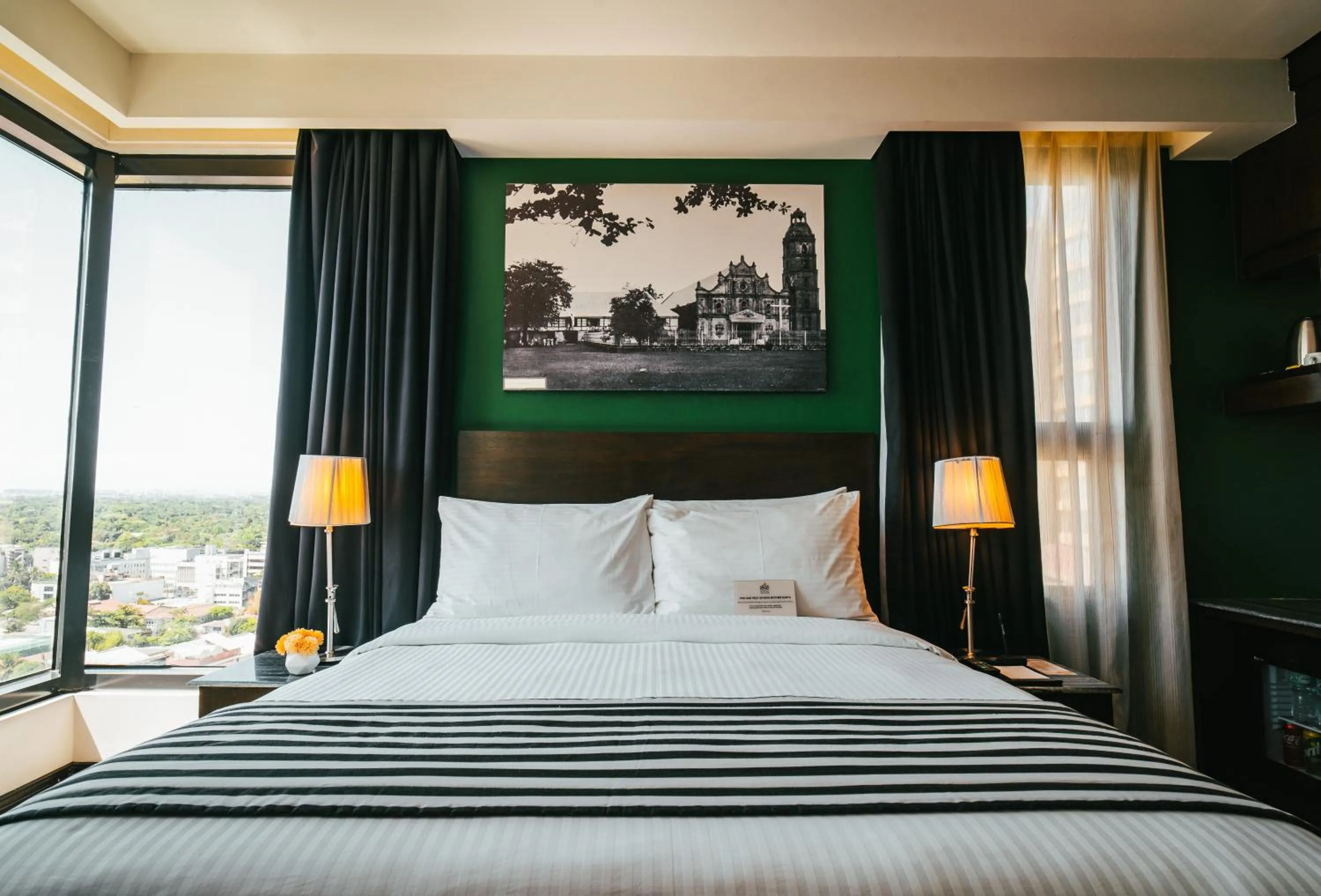 Bed in 1898 Hotel Colonia En Las Filipinas