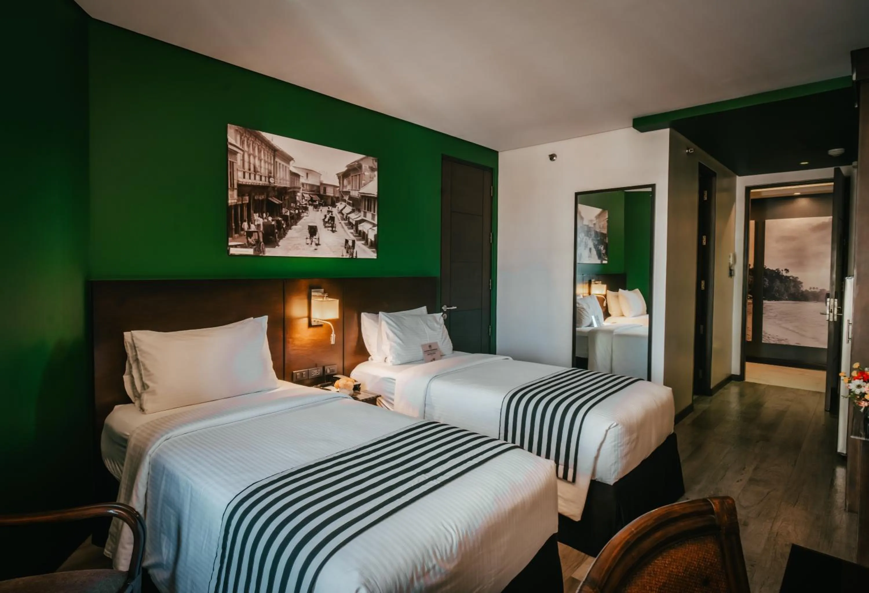 Bed in 1898 Hotel Colonia En Las Filipinas