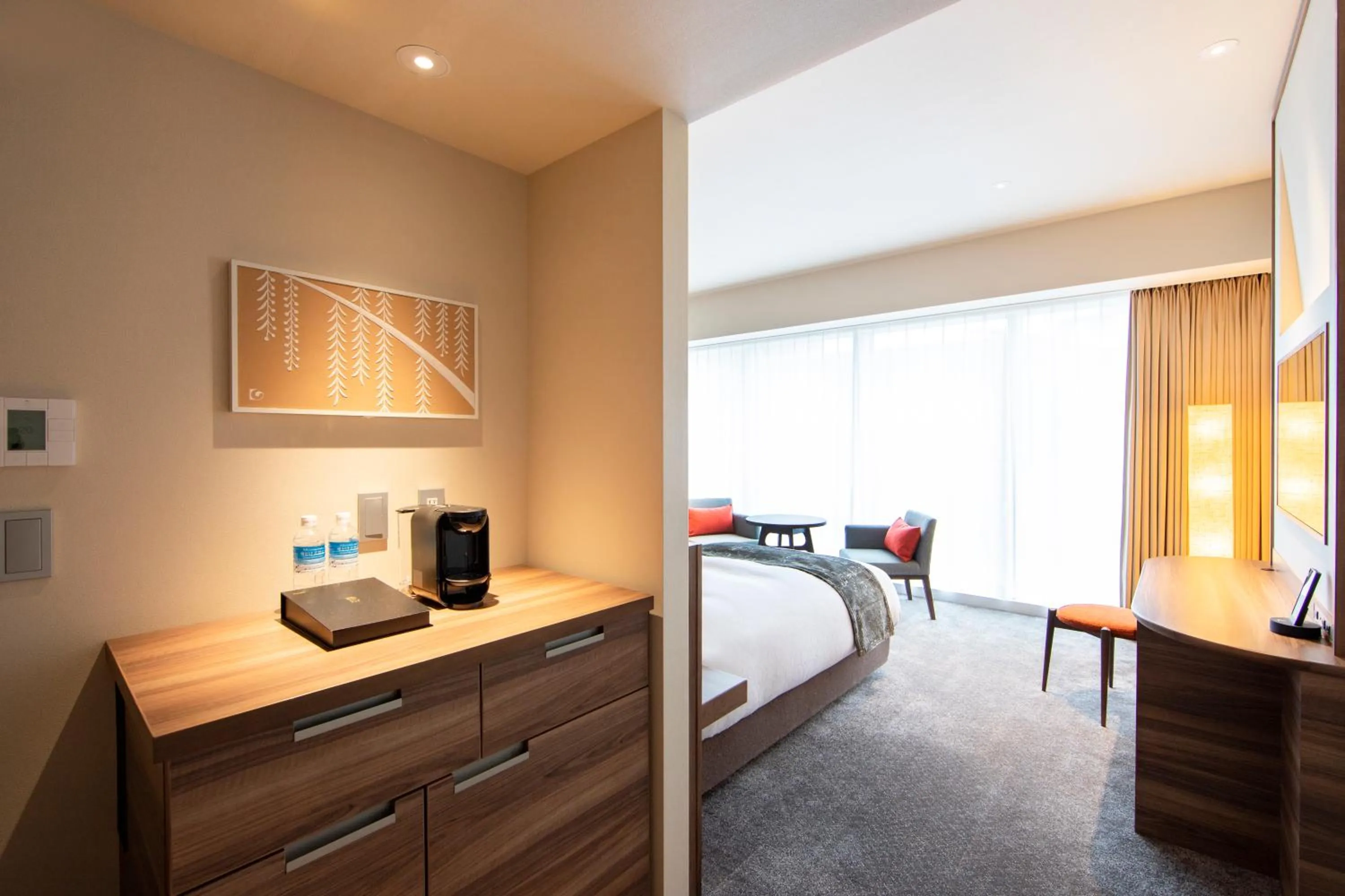 Photo of the whole room, Bed in karaksa hotel premier Tokyo Ginza