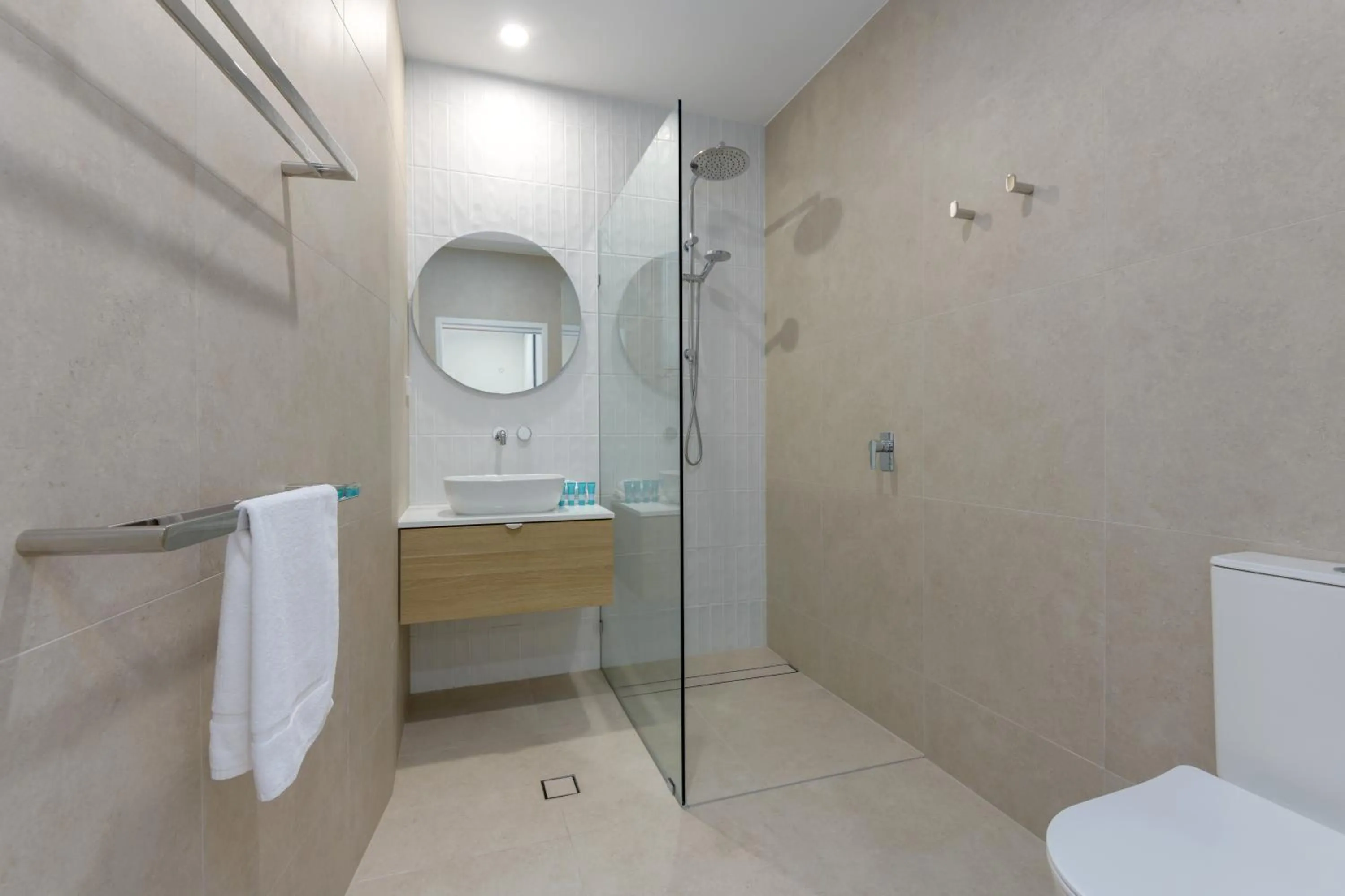 Bathroom in Mandalay Luxury Beachfront Apartments