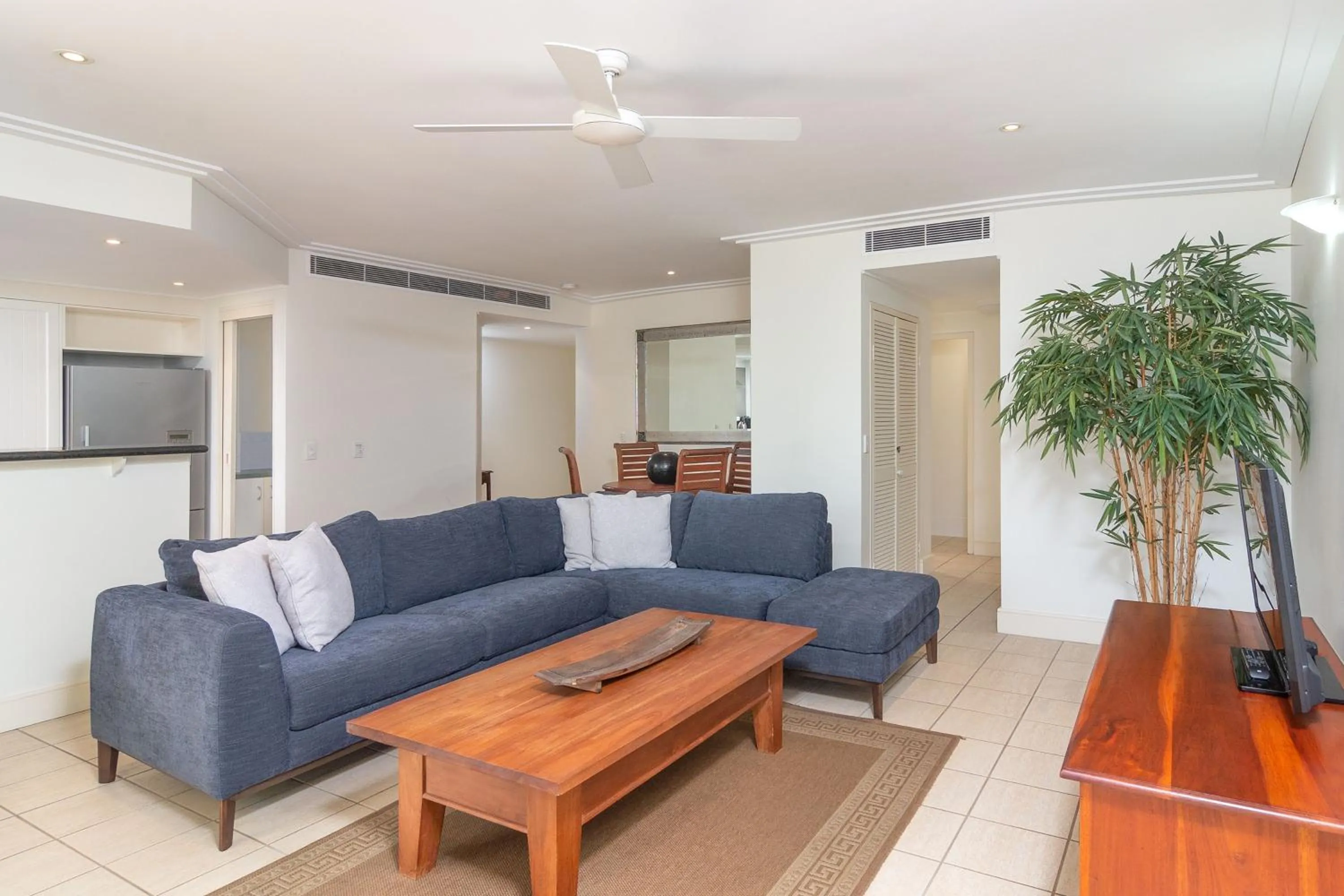 Living room in Mandalay Luxury Beachfront Apartments