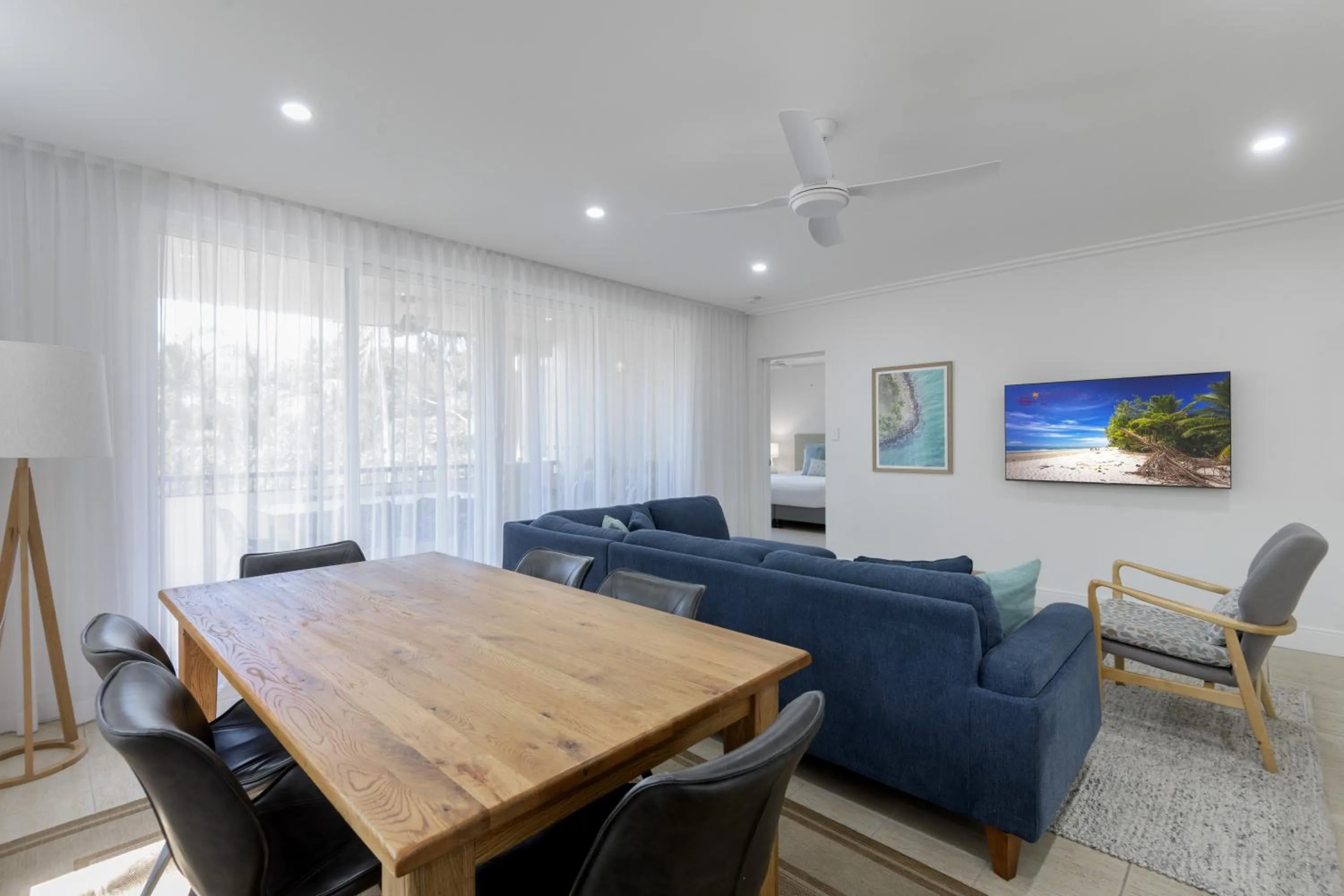 Living room in Mandalay Luxury Beachfront Apartments