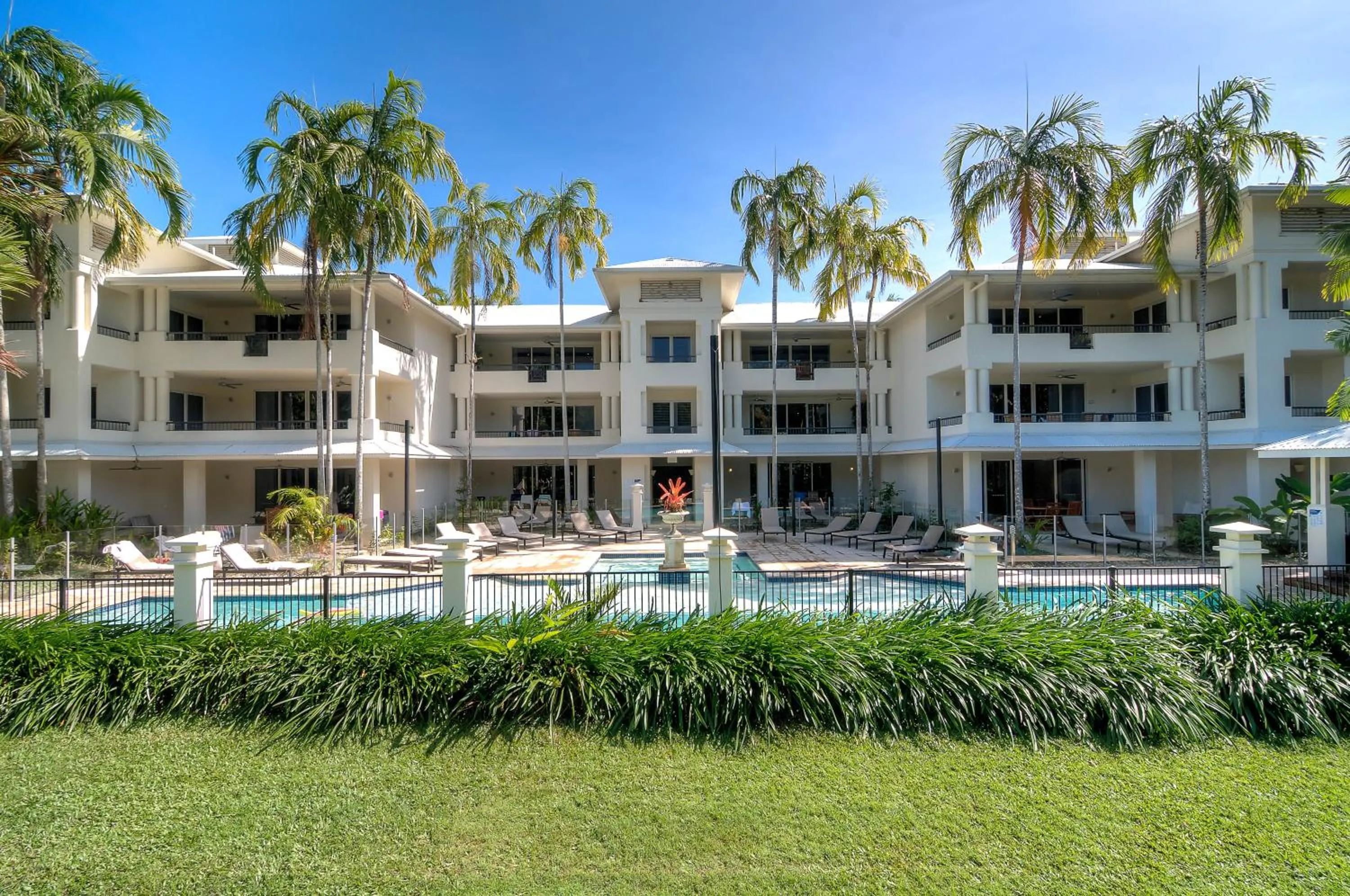 Property building in Mandalay Luxury Beachfront Apartments