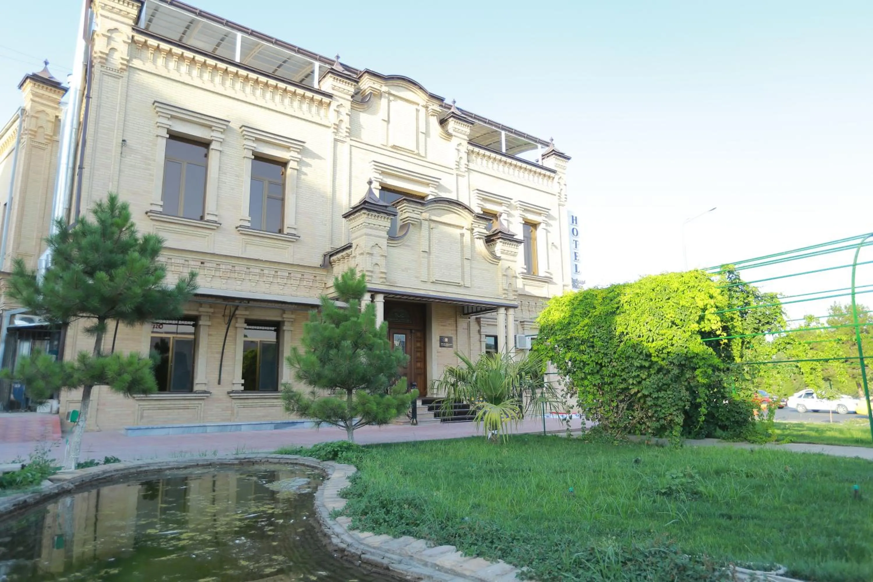 Property building in Boulevard Palace Hotel
