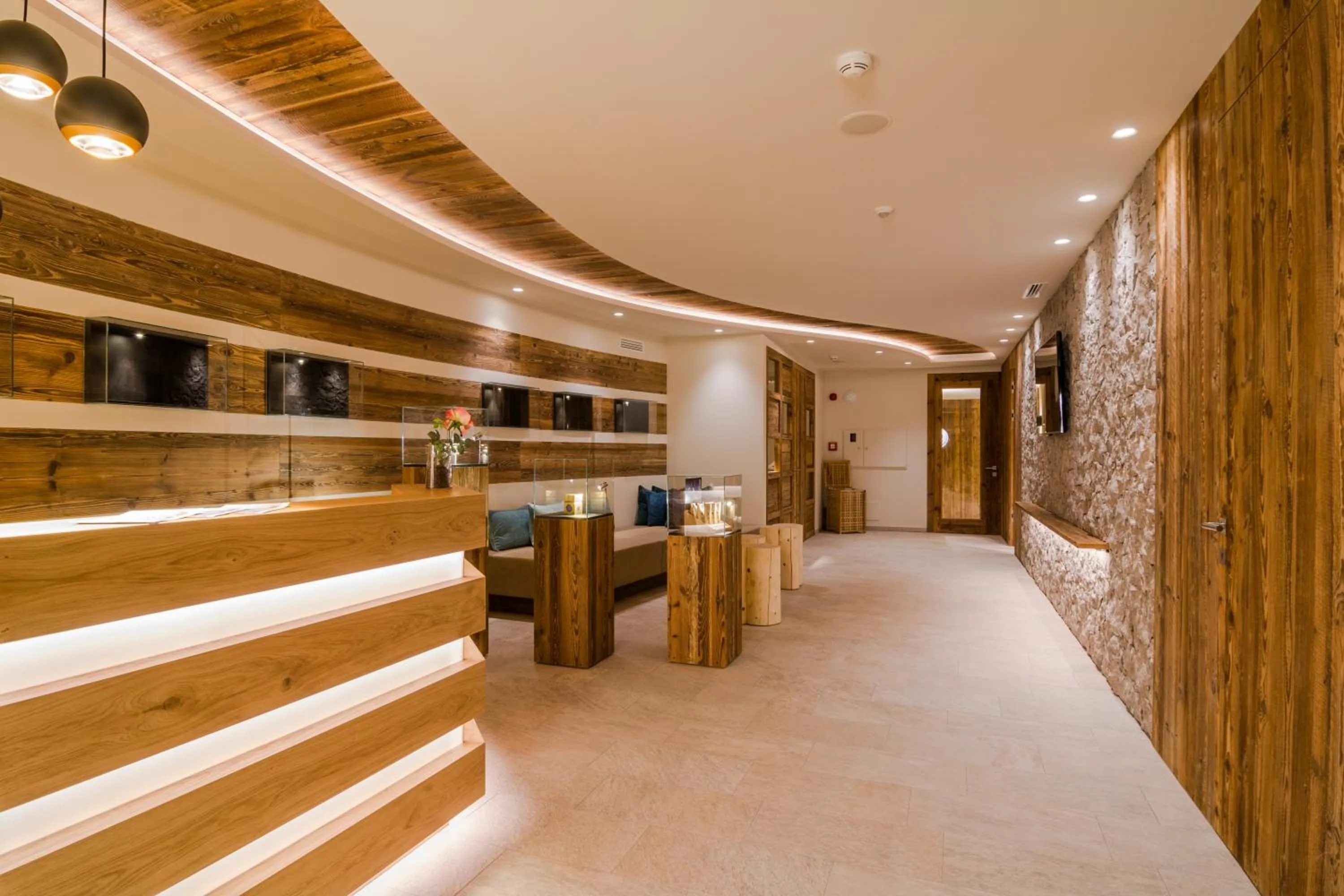 Lobby or reception in Hotel Alaska