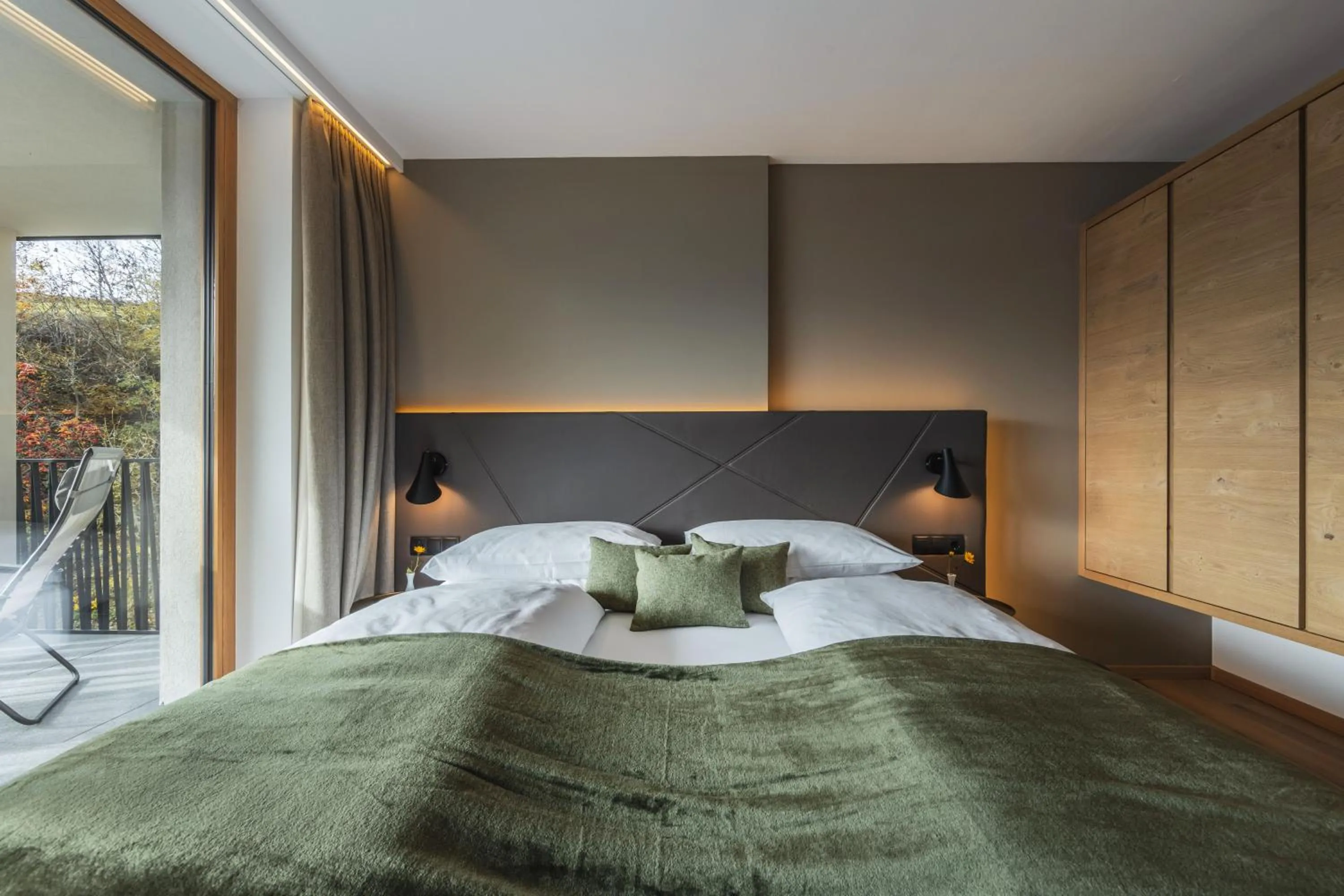 Bed in Maraias - Luxury Suites & Apartments