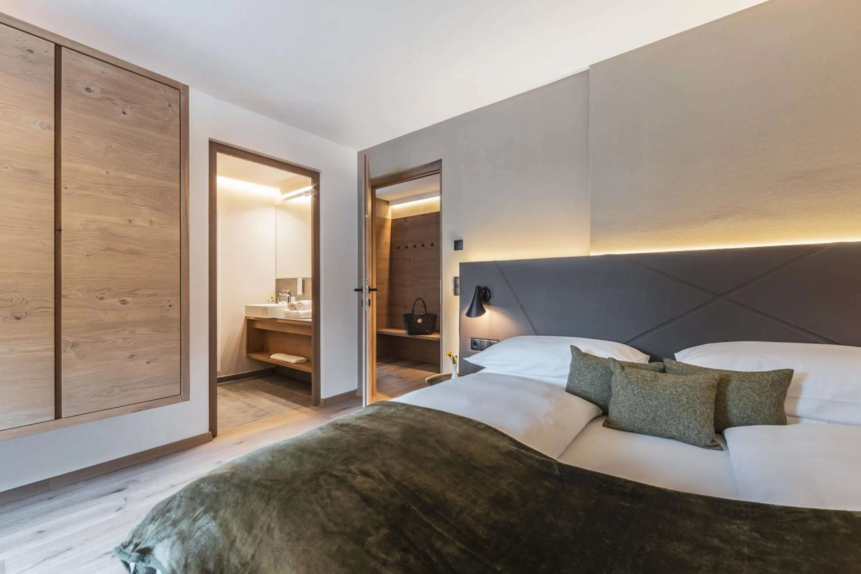 Bed in Maraias - Luxury Suites & Apartments