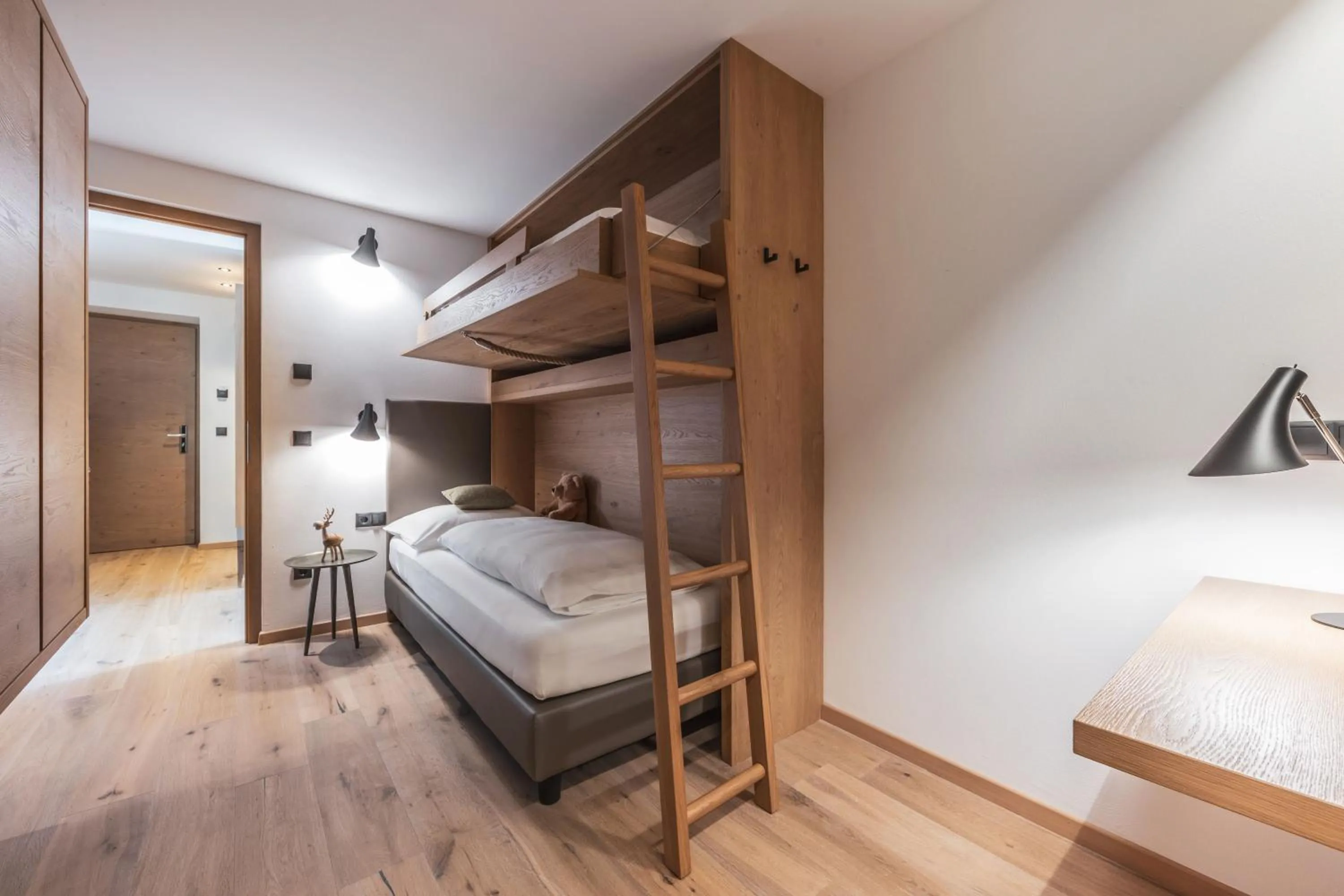 bunk bed, Bed in Maraias - Luxury Suites & Apartments