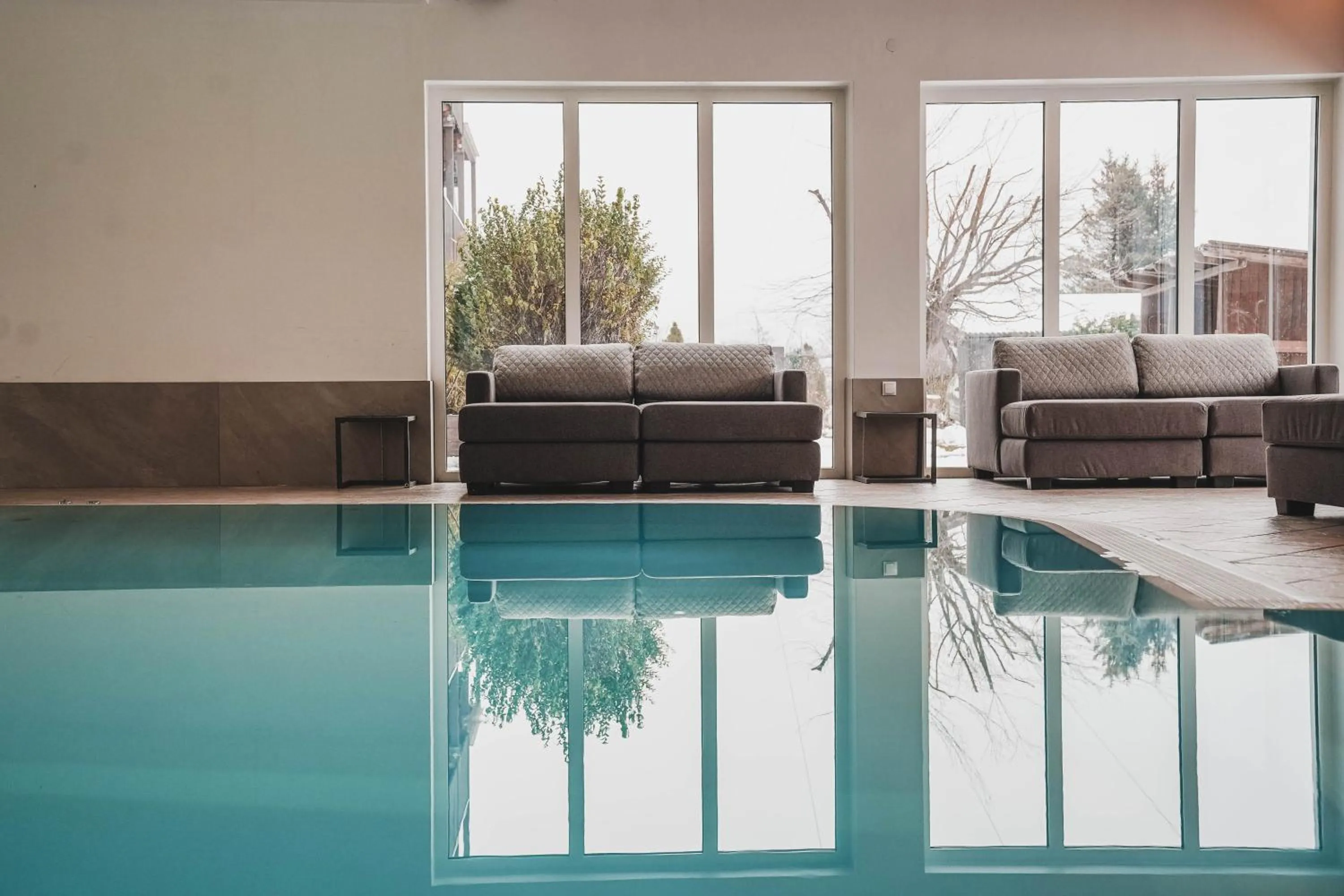 Swimming pool in Residence Montani