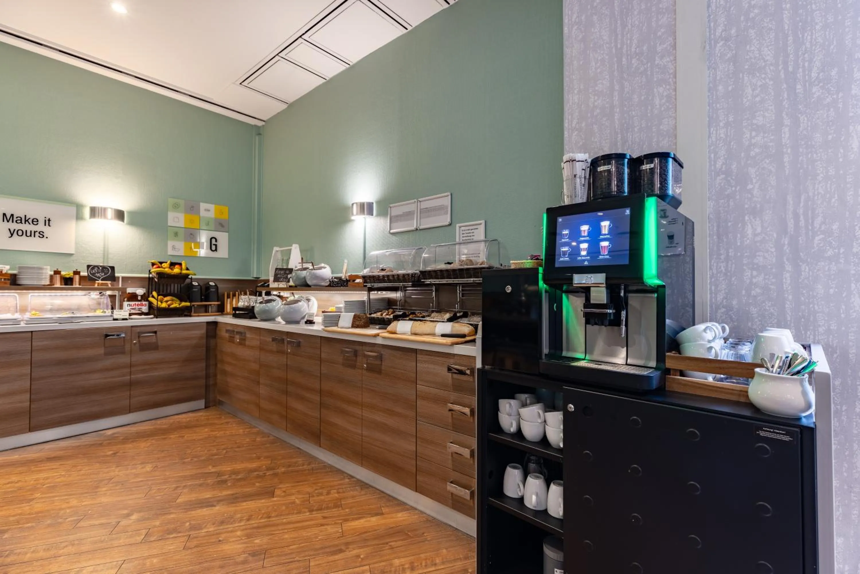 Buffet breakfast in Garner Hotel Dusseldorf - Main Station by IHG