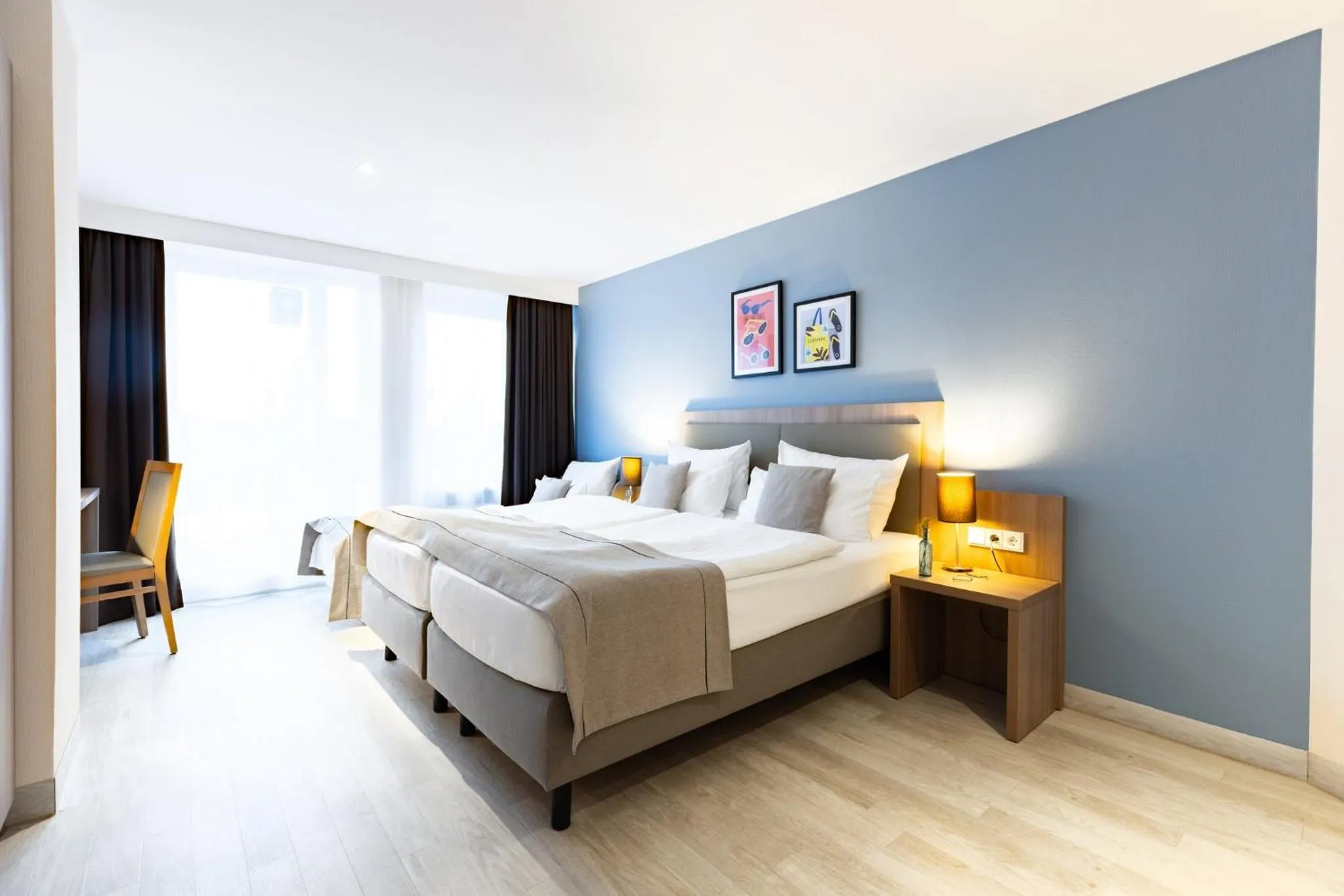 Photo of the whole room, Bed in Garner Hotel Dusseldorf - Main Station by IHG