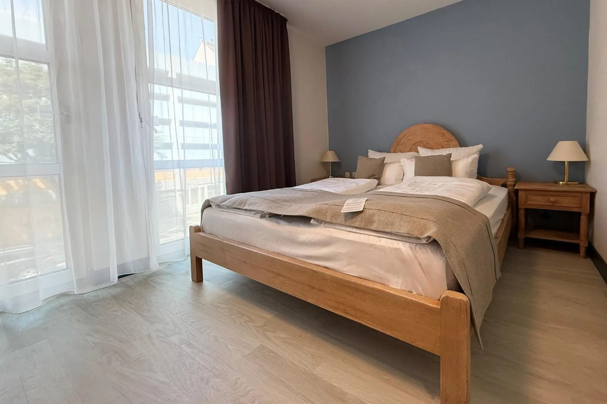 Photo of the whole room, Bed in Garner Hotel Dusseldorf - Main Station by IHG