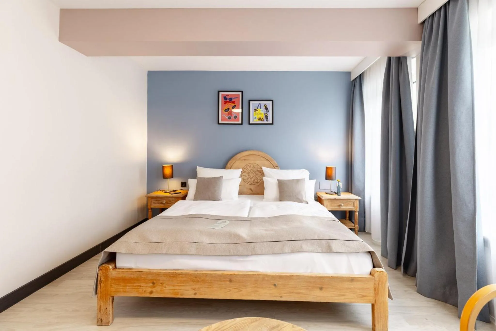 Photo of the whole room, Bed in Garner Hotel Dusseldorf - Main Station by IHG