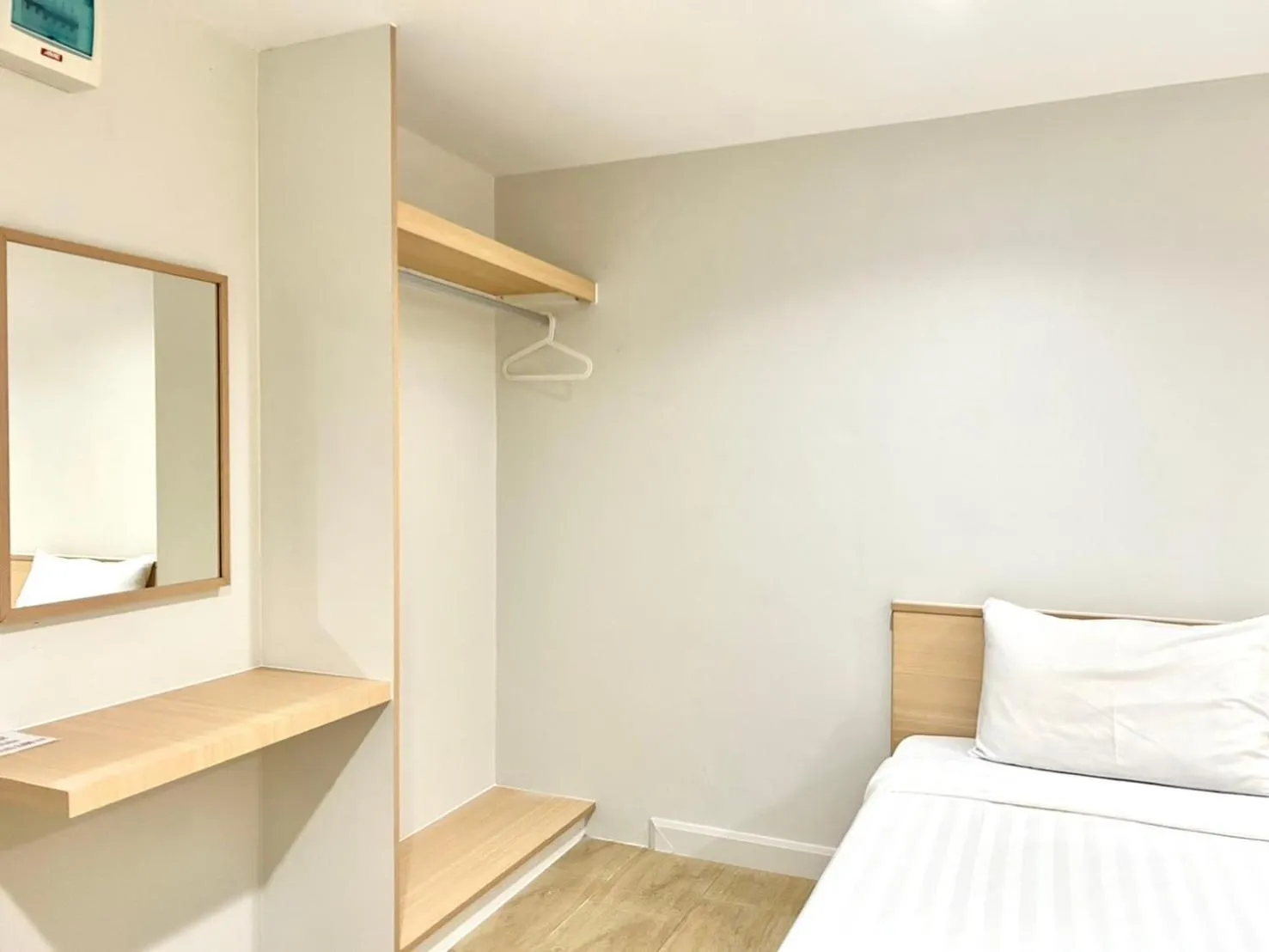 Photo of the whole room, Bed in DD Boutique Resort