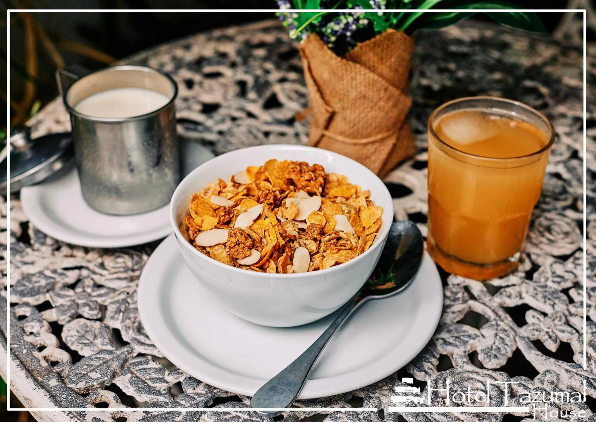 Food in Hotel Tazumal House