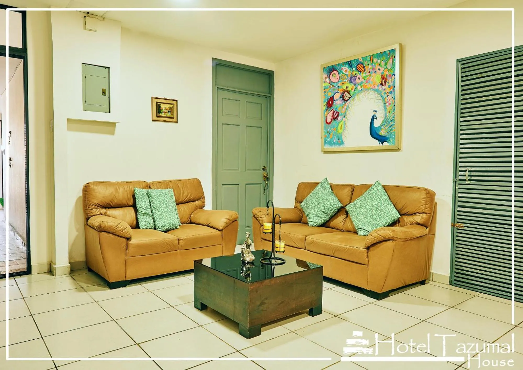 Living room in Hotel Tazumal House