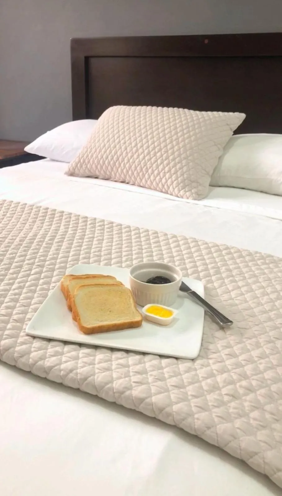 Bed in Hotel Tazumal House