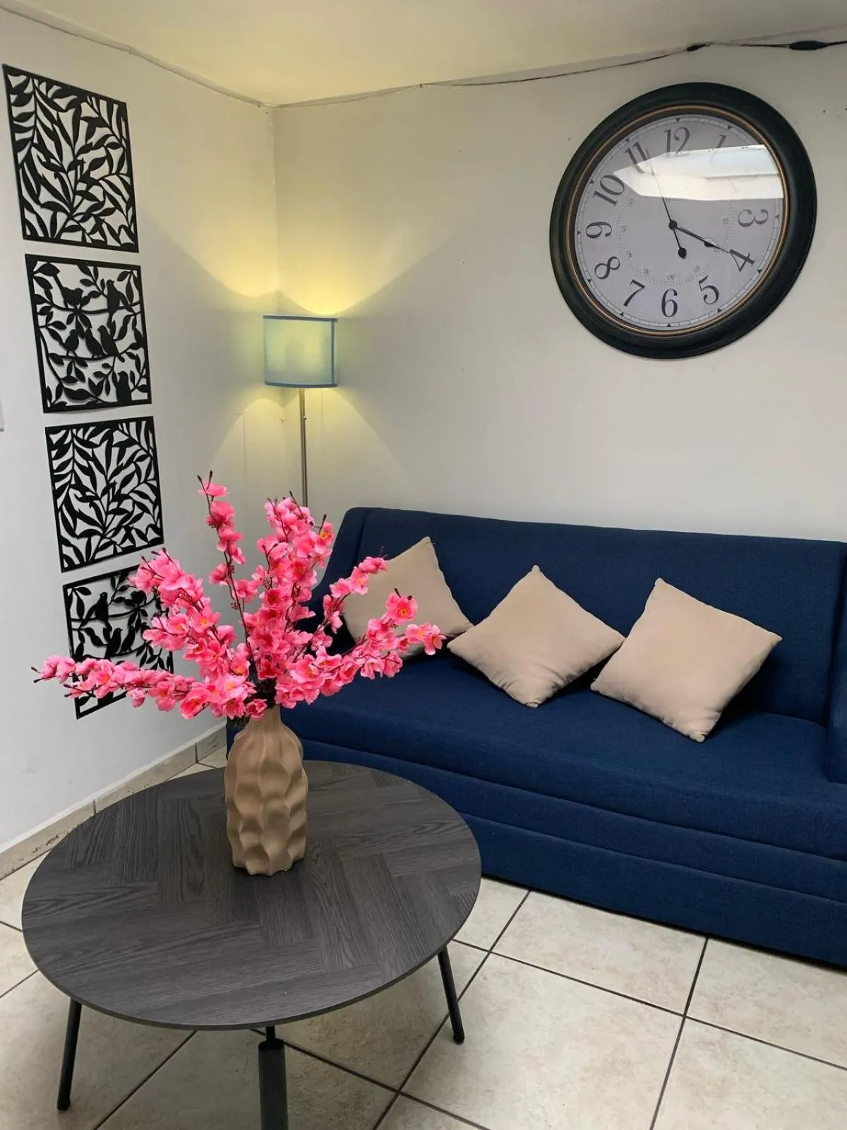 Business facilities in Hotel Tazumal House