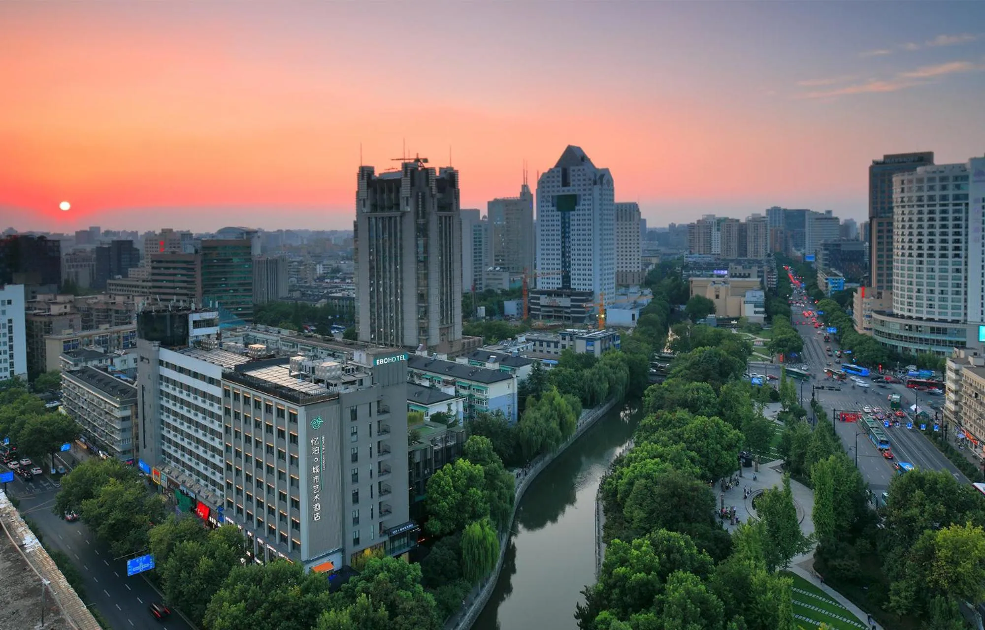 EBO Hotel Hangzhou Wulin - 5 mins drive to the West Lake