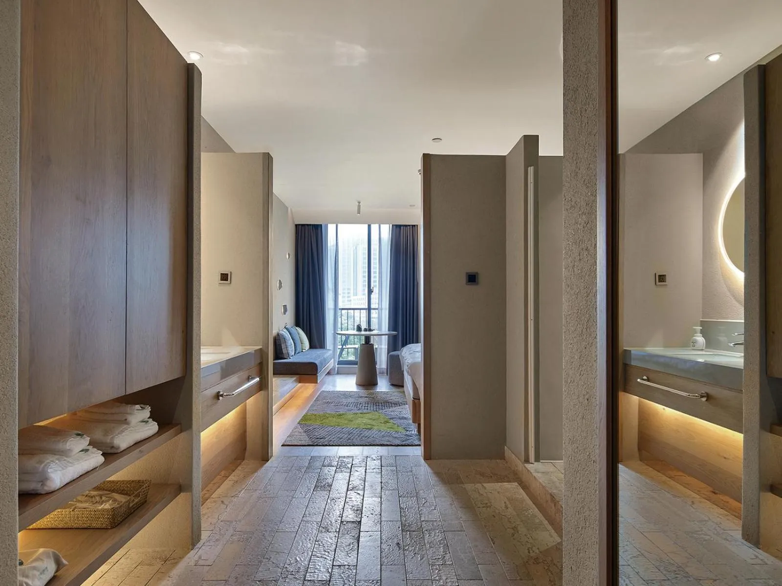 Photo of the whole room, Bed in EBO Hotel Hangzhou Wulin - 5 mins drive to the West Lake