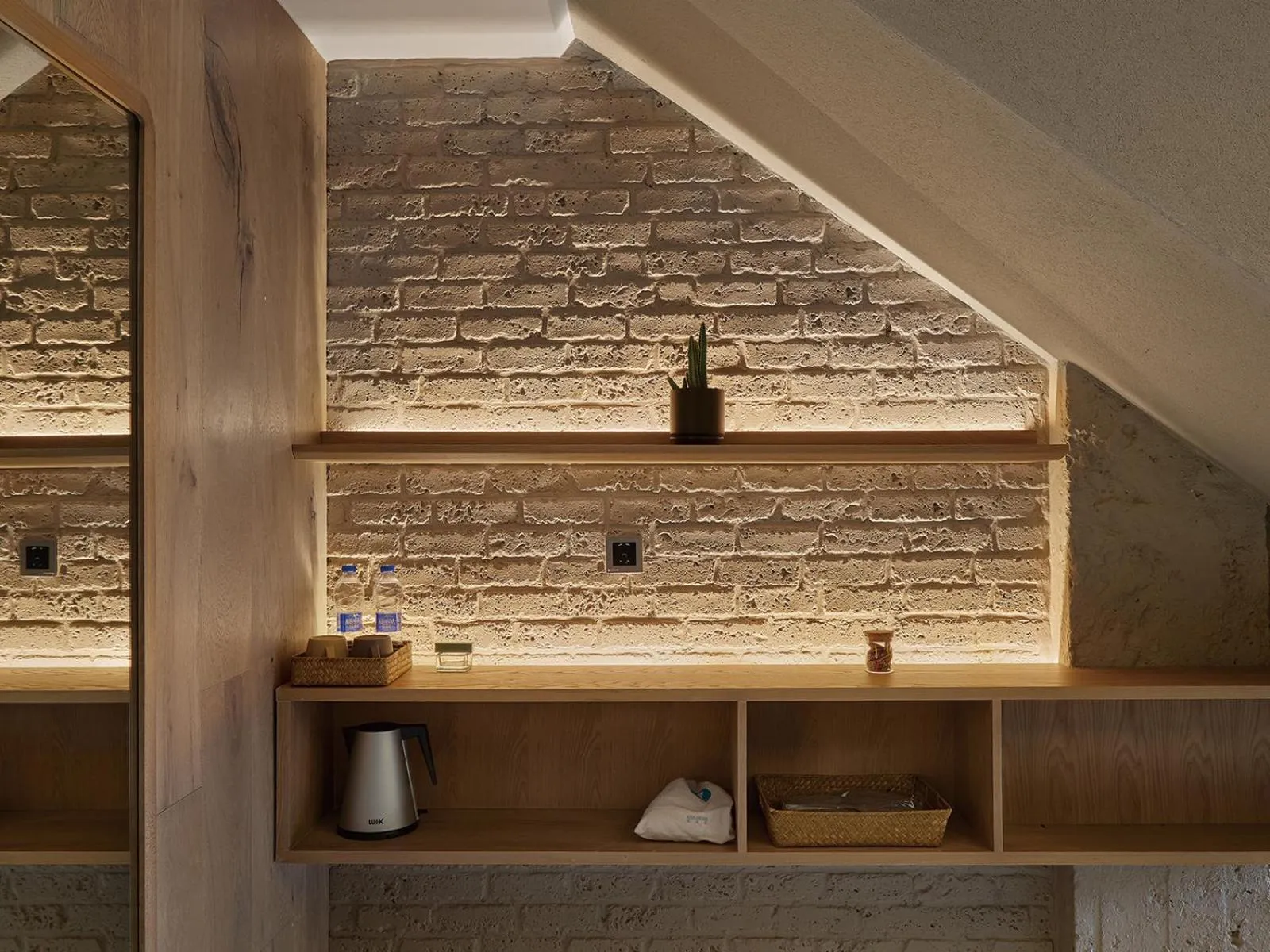 Decorative detail in EBO Hotel Hangzhou Wulin - 5 mins drive to the West Lake