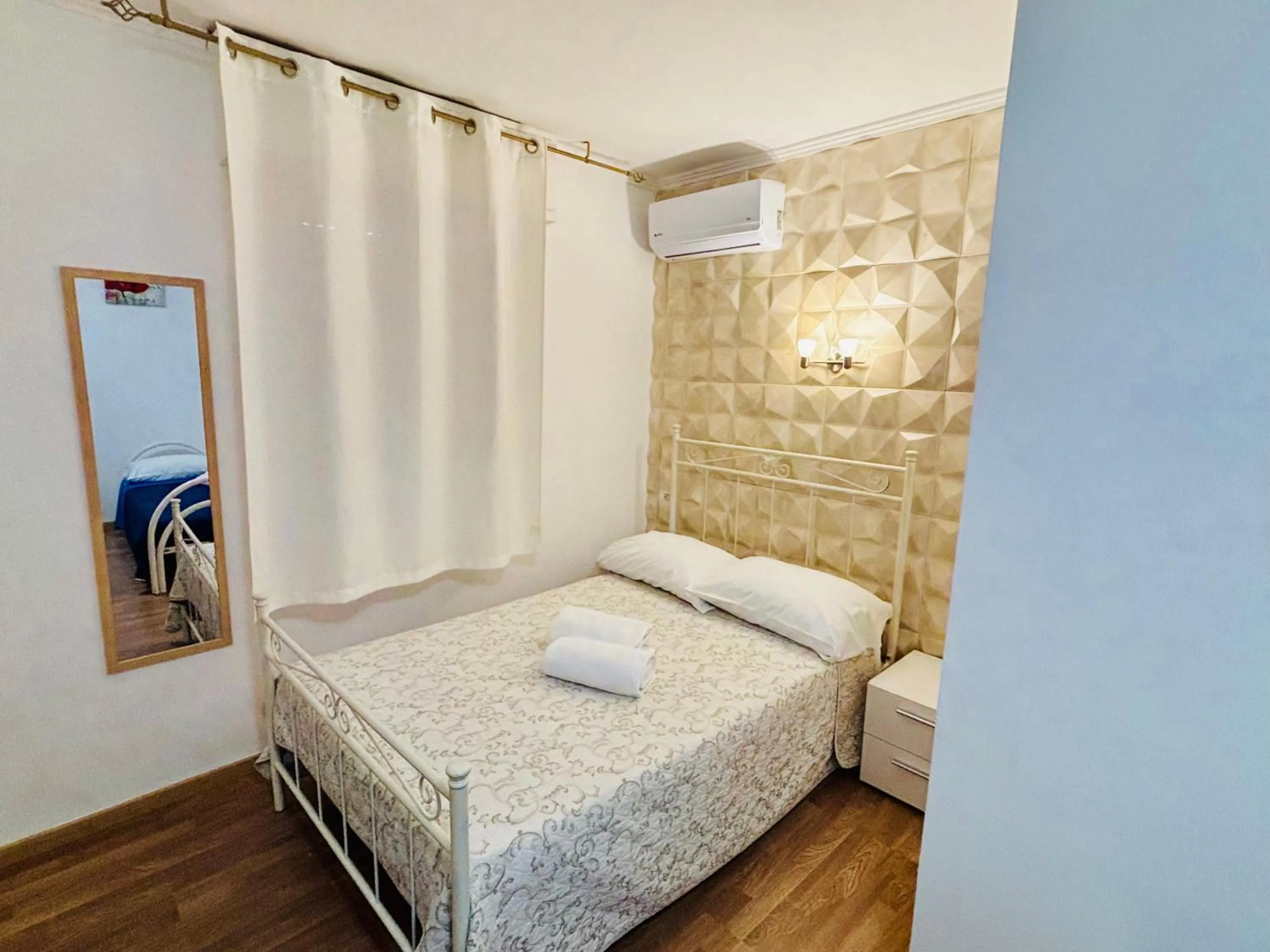 Bed in Sea Beach Pozzallo