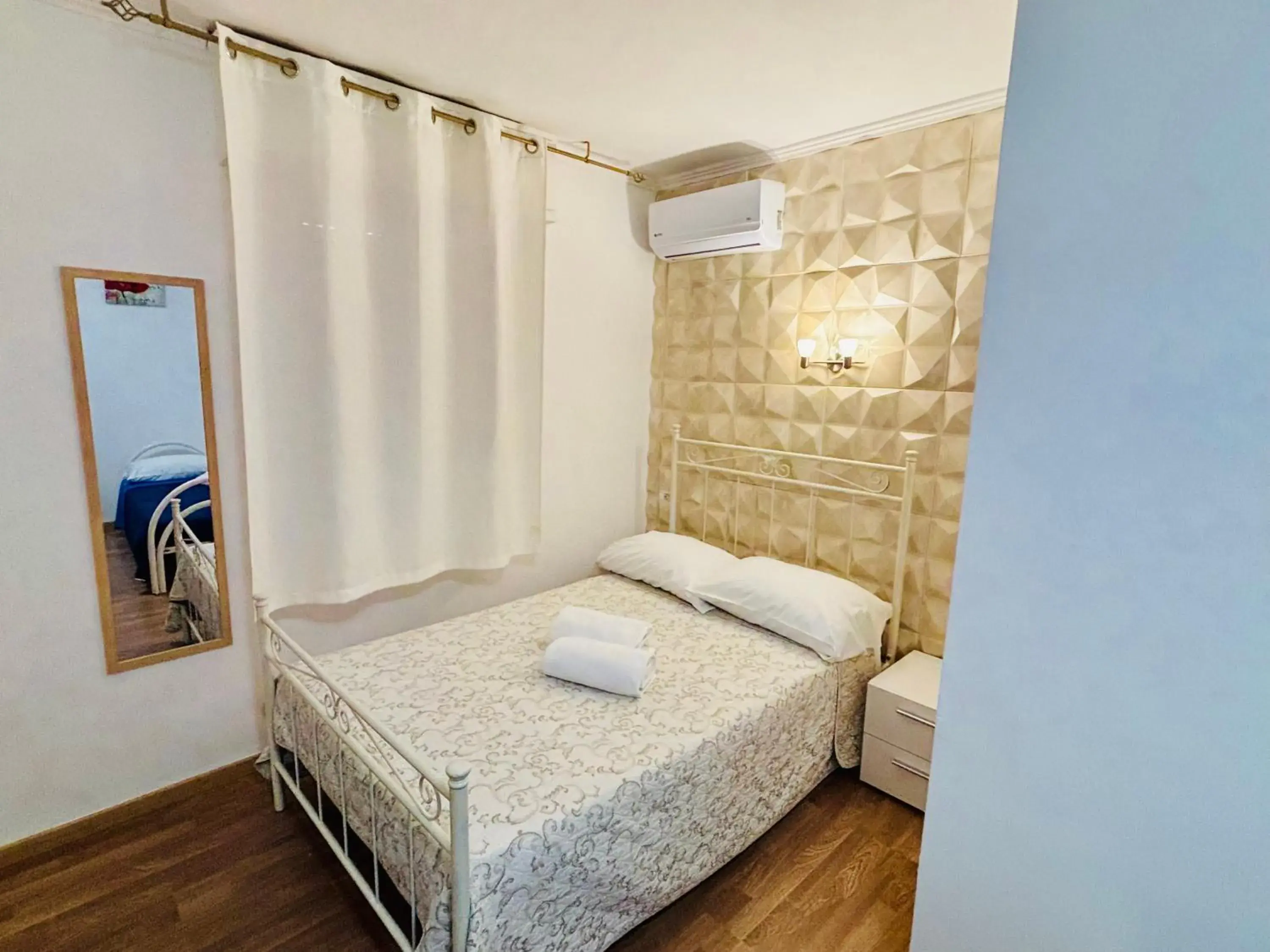 Twin Room - single occupancy in Sea Beach Pozzallo Twin Room - single occupancy in Sea Beach Pozzallo