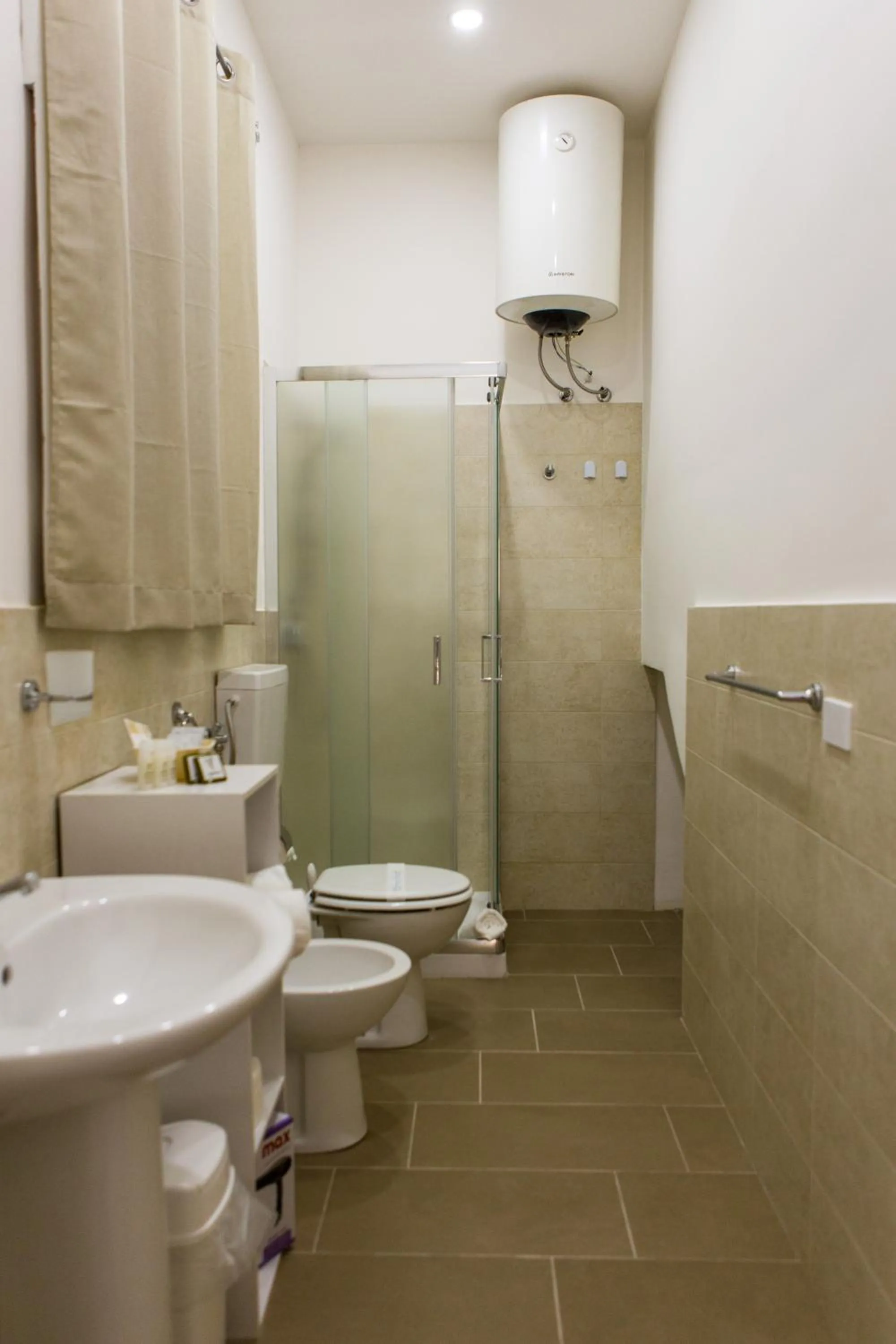 Shower in Sea Beach Pozzallo