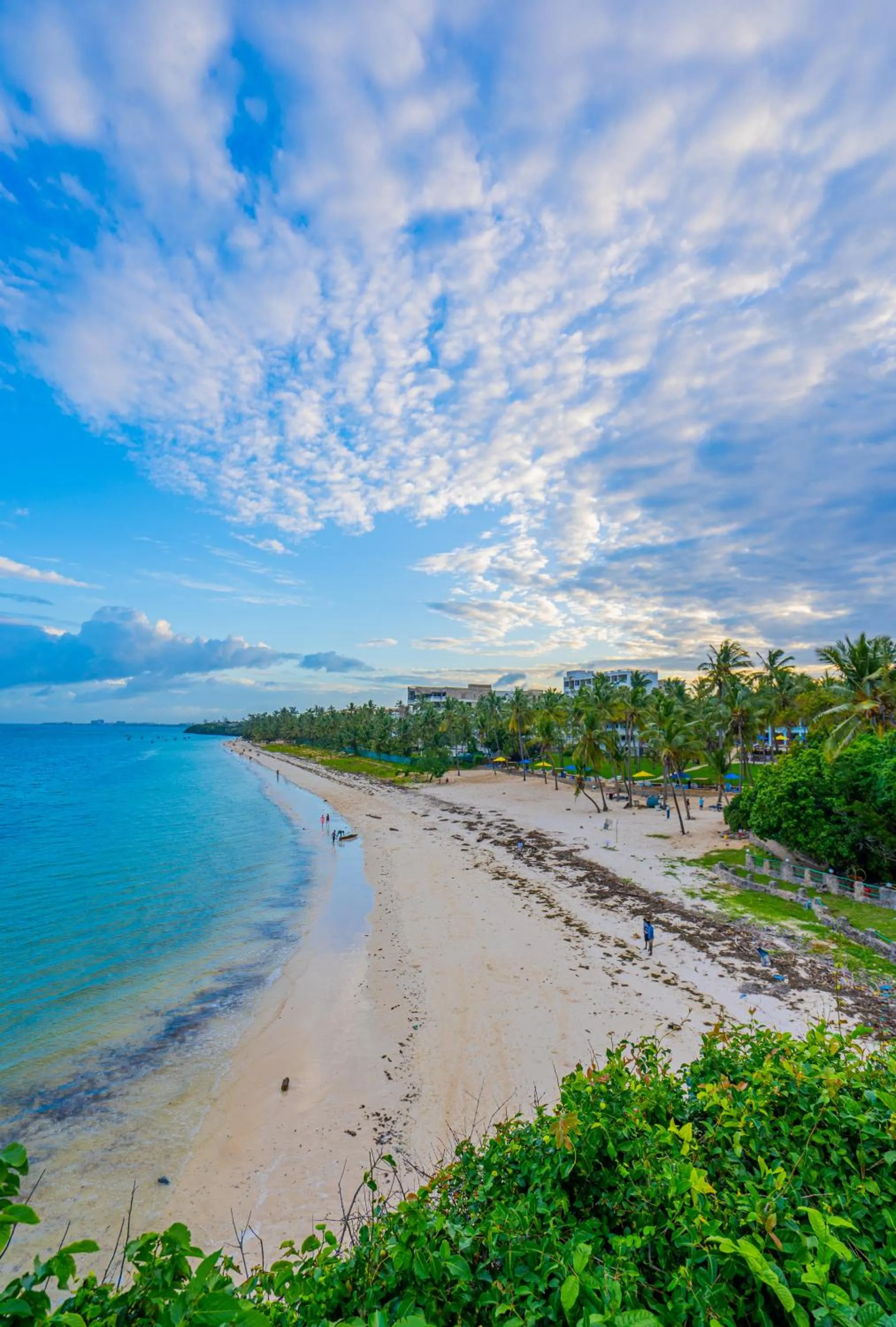 Day in PrideInn Flamingo Beach Resort & Spa Mombasa