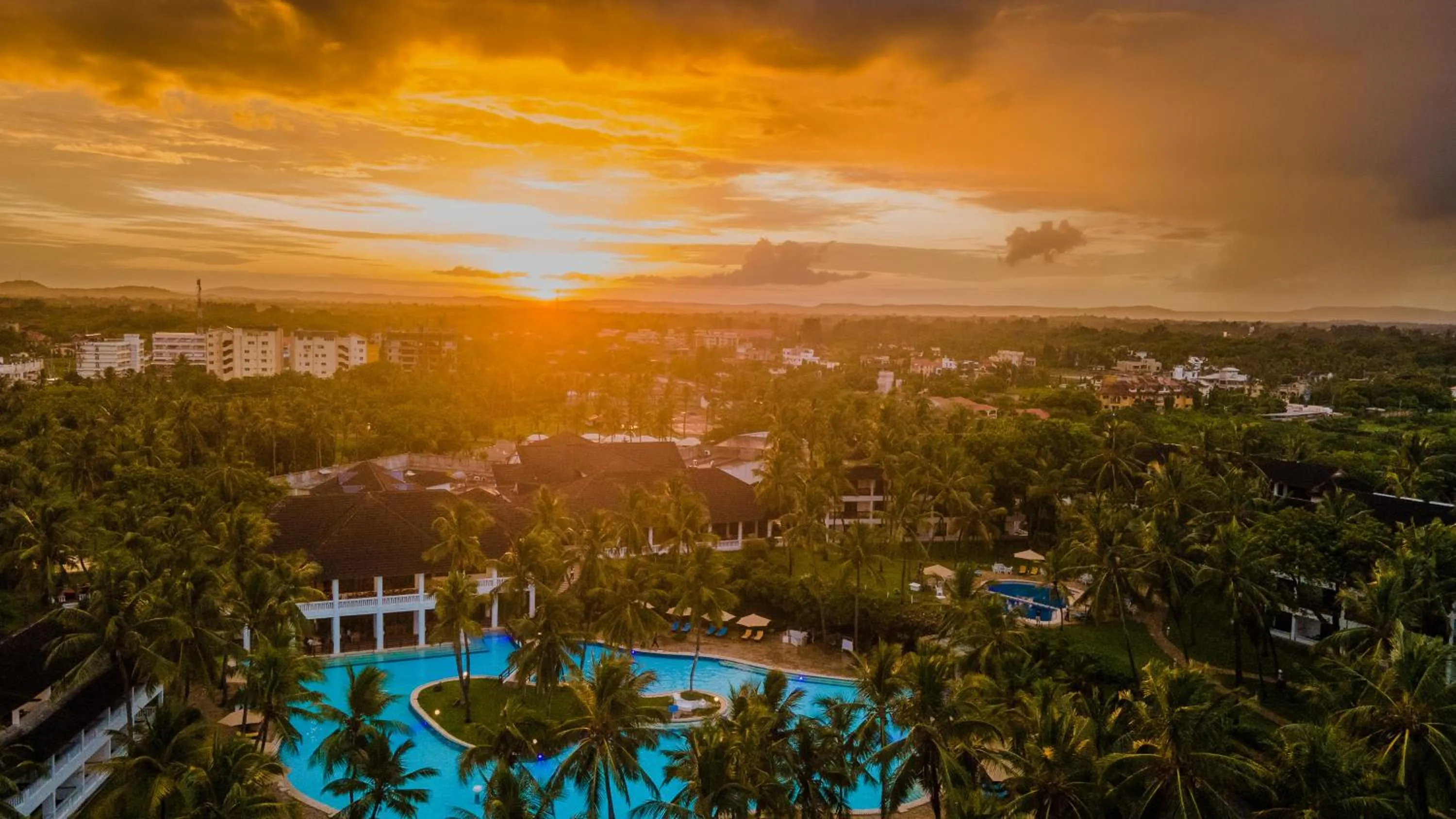 Day in PrideInn Flamingo Beach Resort & Spa Mombasa