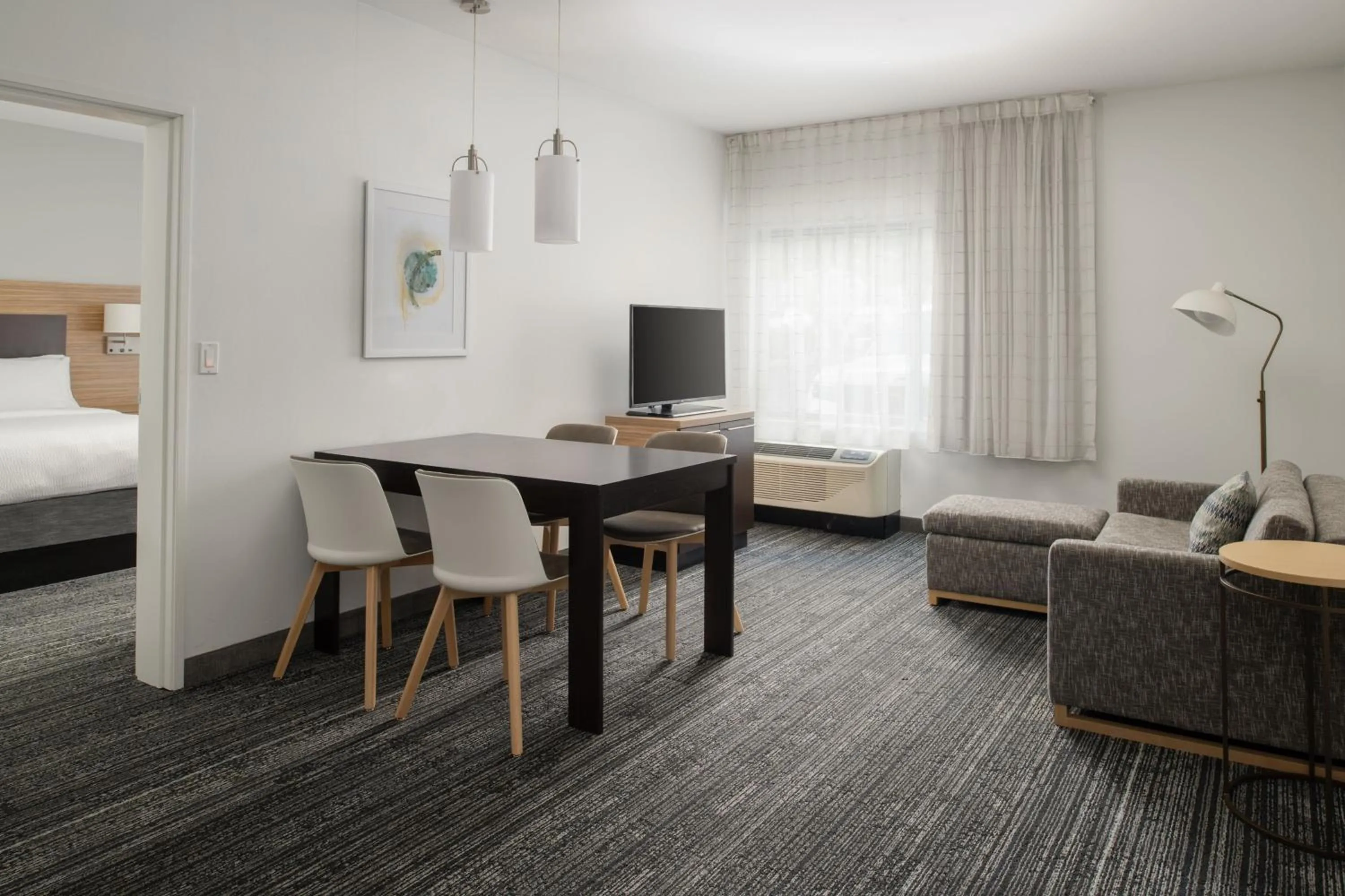 Living room, Bed in TownePlace Suites by Marriott Olympia