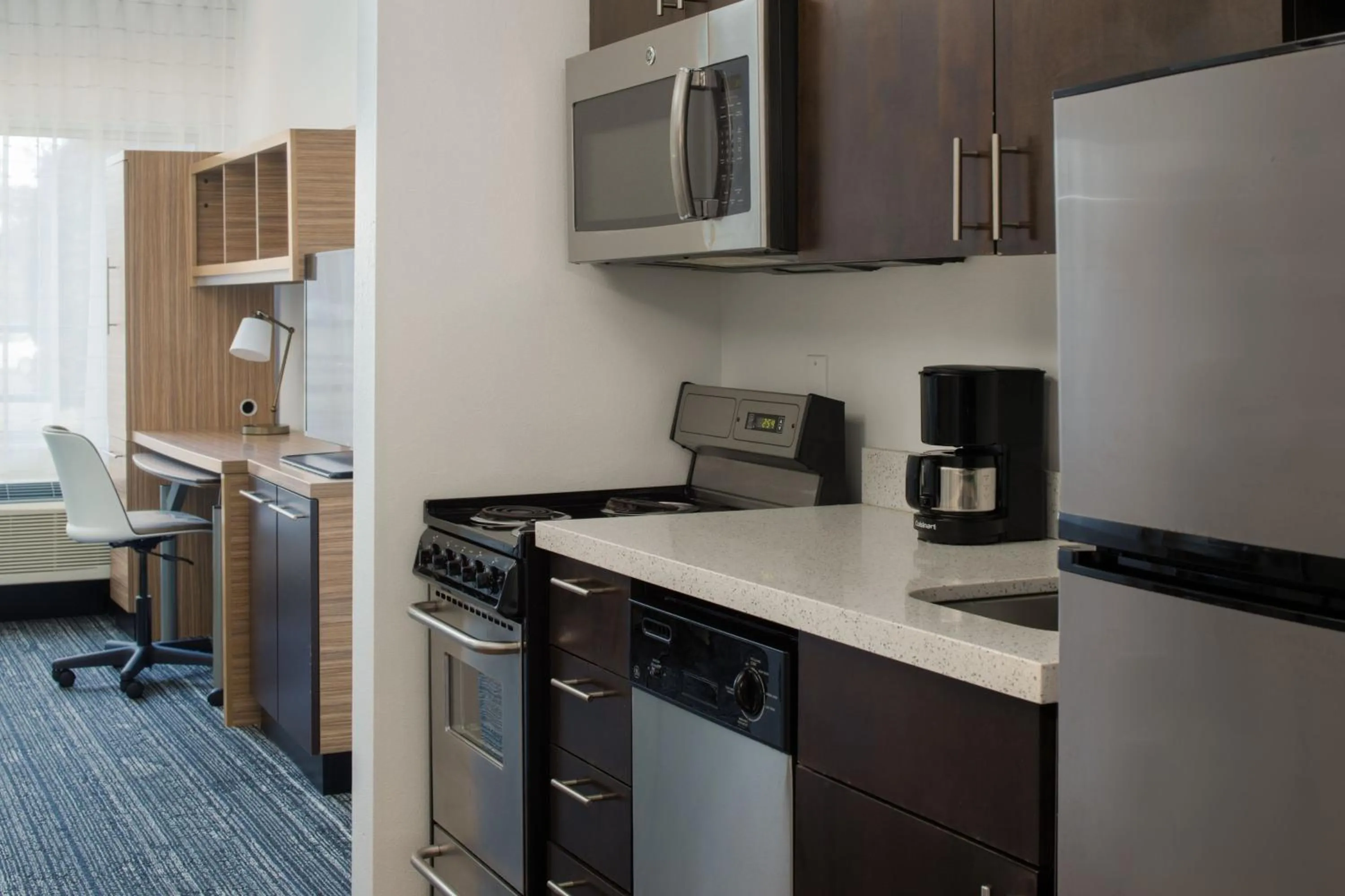 Bedroom in TownePlace Suites by Marriott Olympia