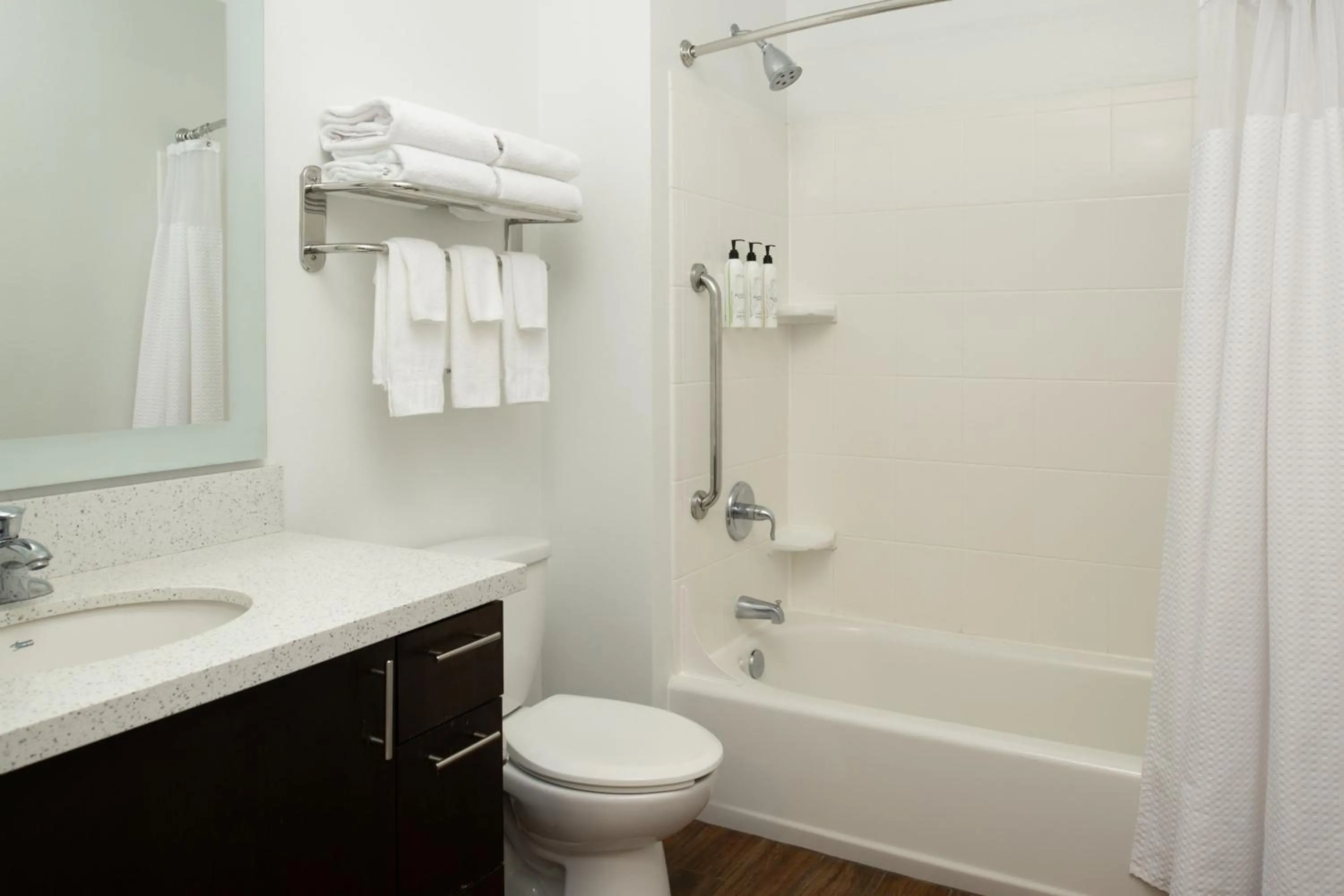 Bathroom in TownePlace Suites by Marriott Olympia