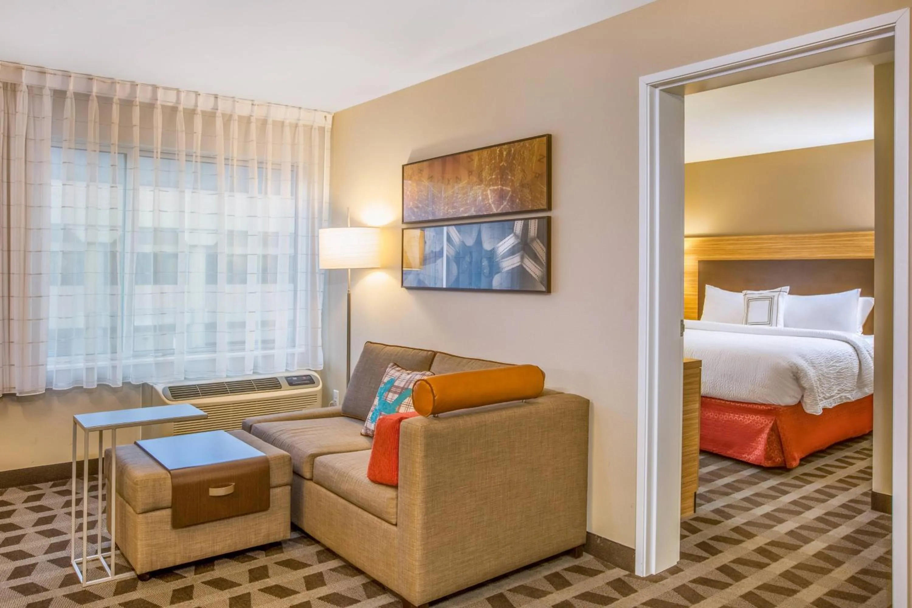 Bedroom, Bed in TownePlace Suites by Marriott Olympia